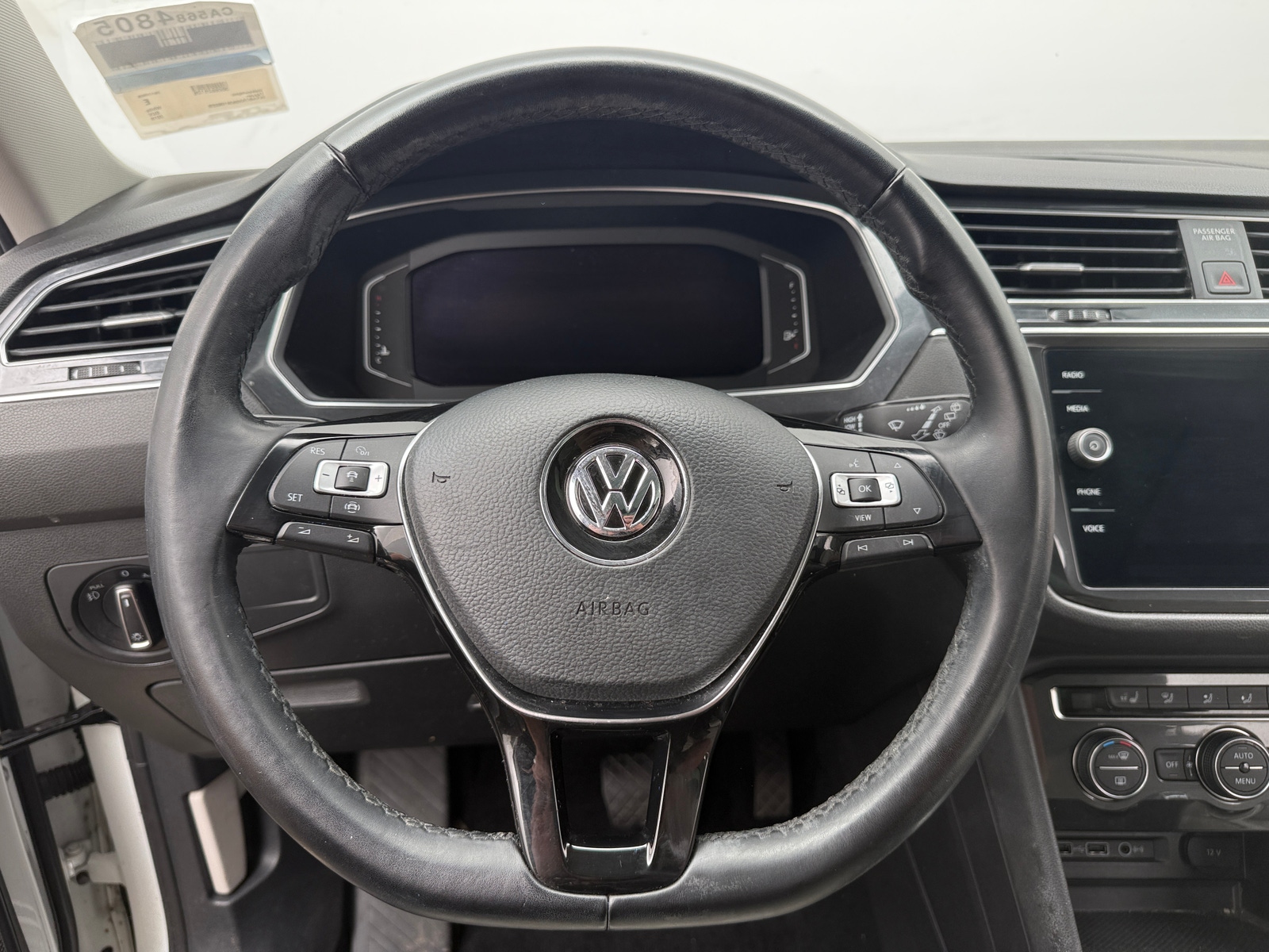Thumbnail: 2019 Volkswagen Tiguan - 5