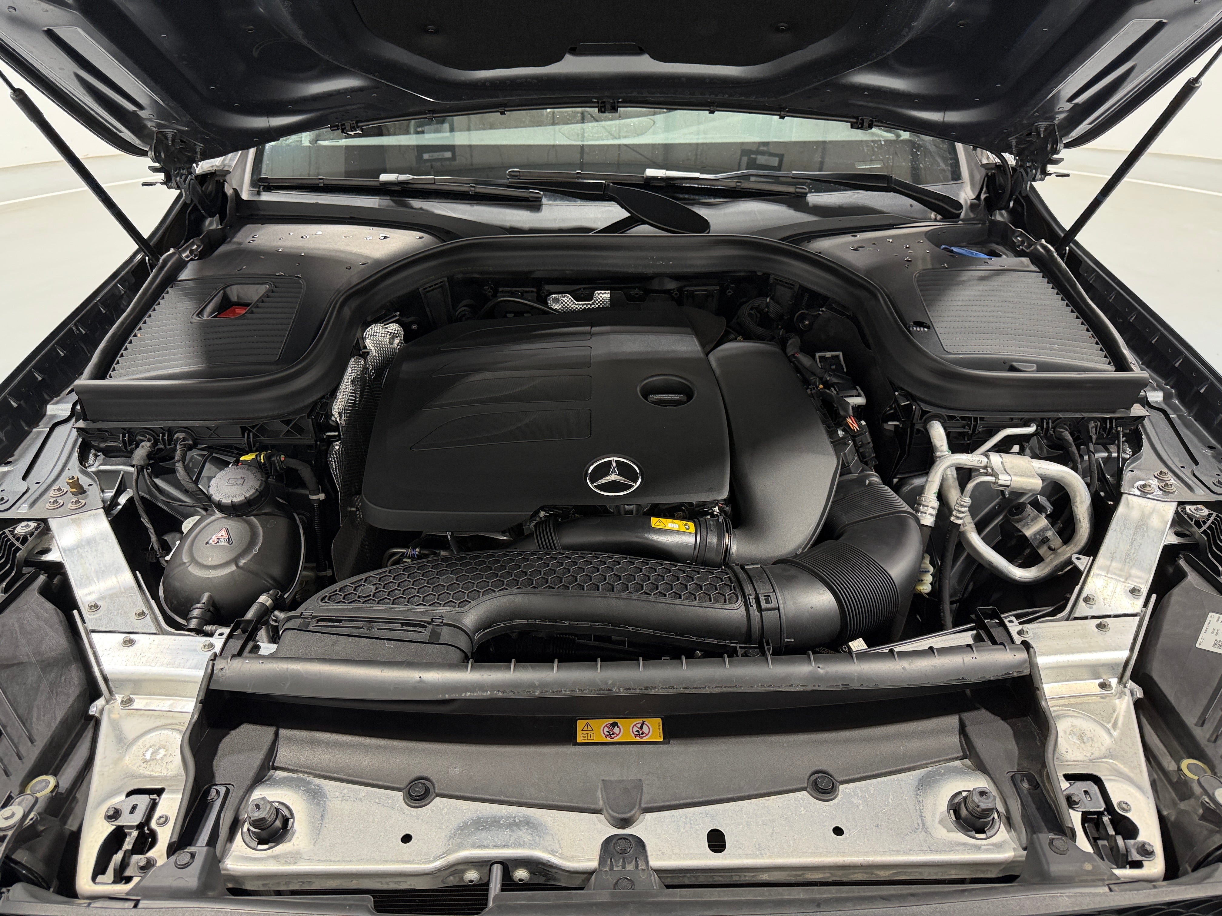 2021 Mercedes-Benz GLC GLC300