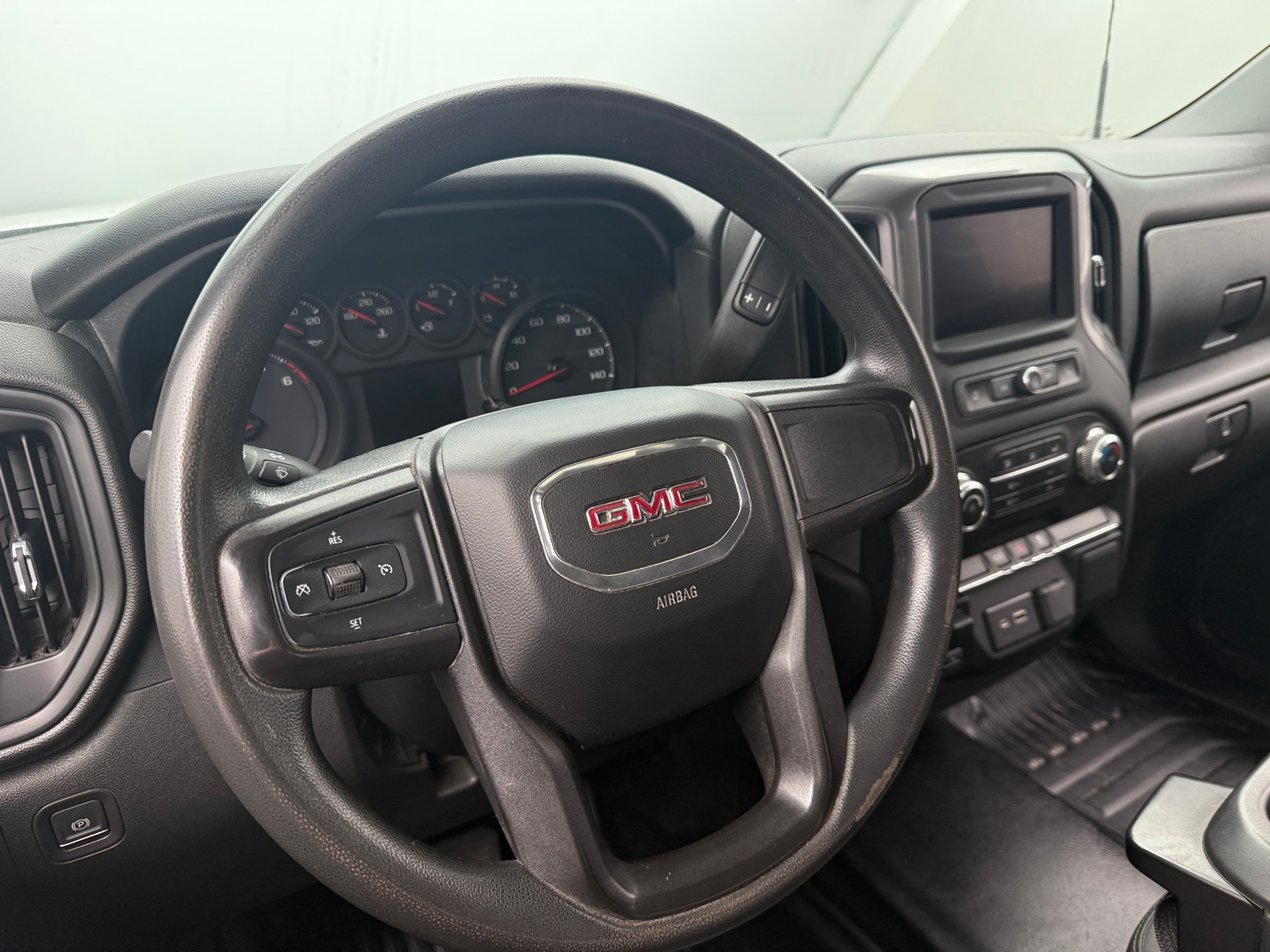 Thumbnail: 2022 GMC Sierra 2500 - 4