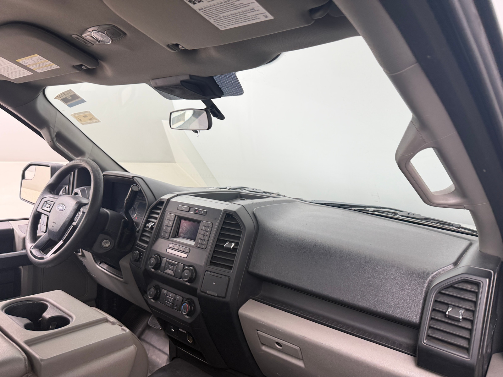 Thumbnail: 2019 Ford Econoline - 3