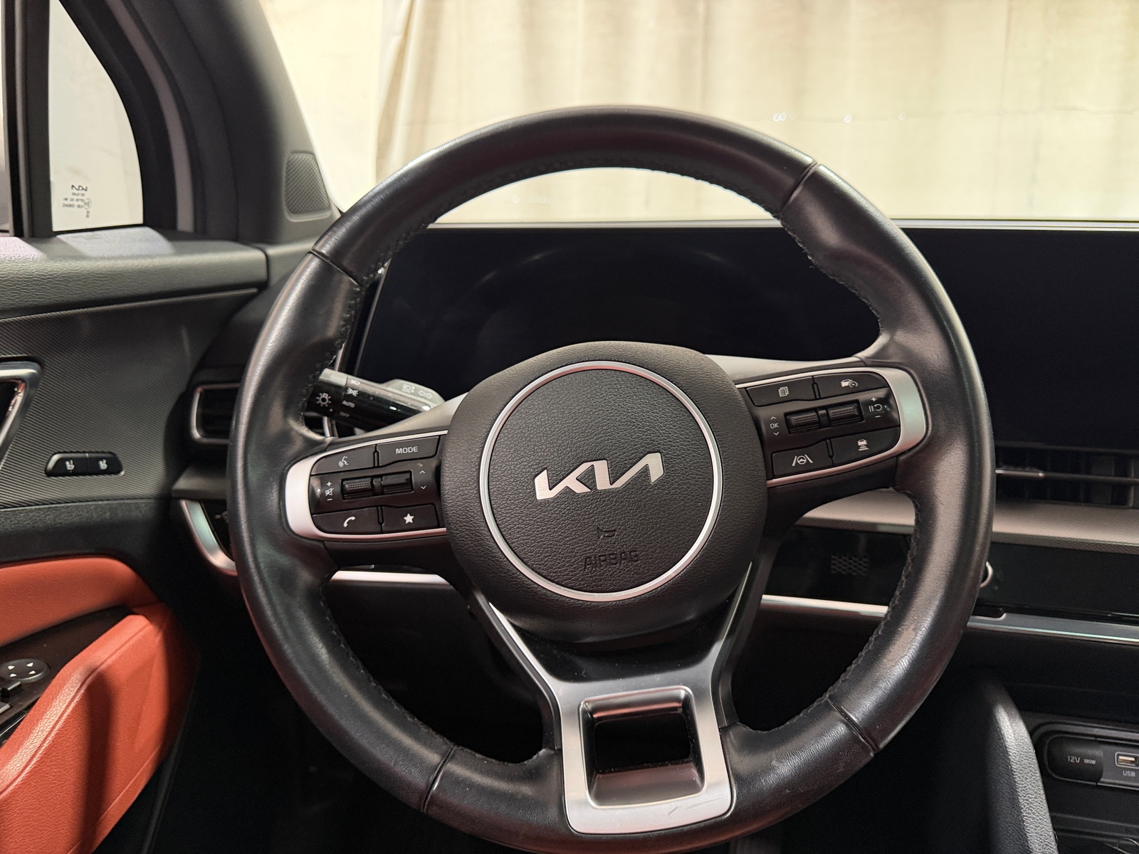 Thumbnail: 2023 Kia Sportage - 4