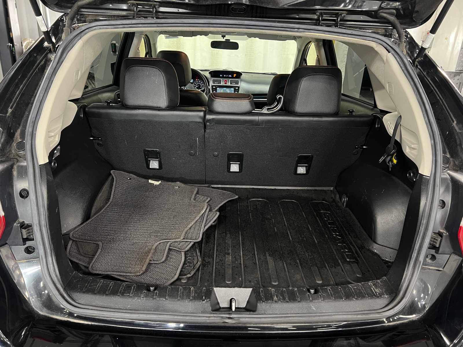 Thumbnail: 2016 Subaru Crosstrek - 6