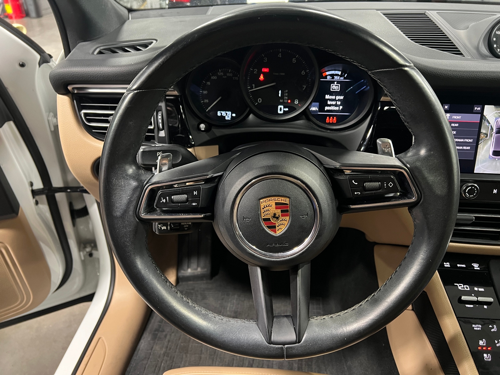 Thumbnail: 2022 Porsche Macan - 4