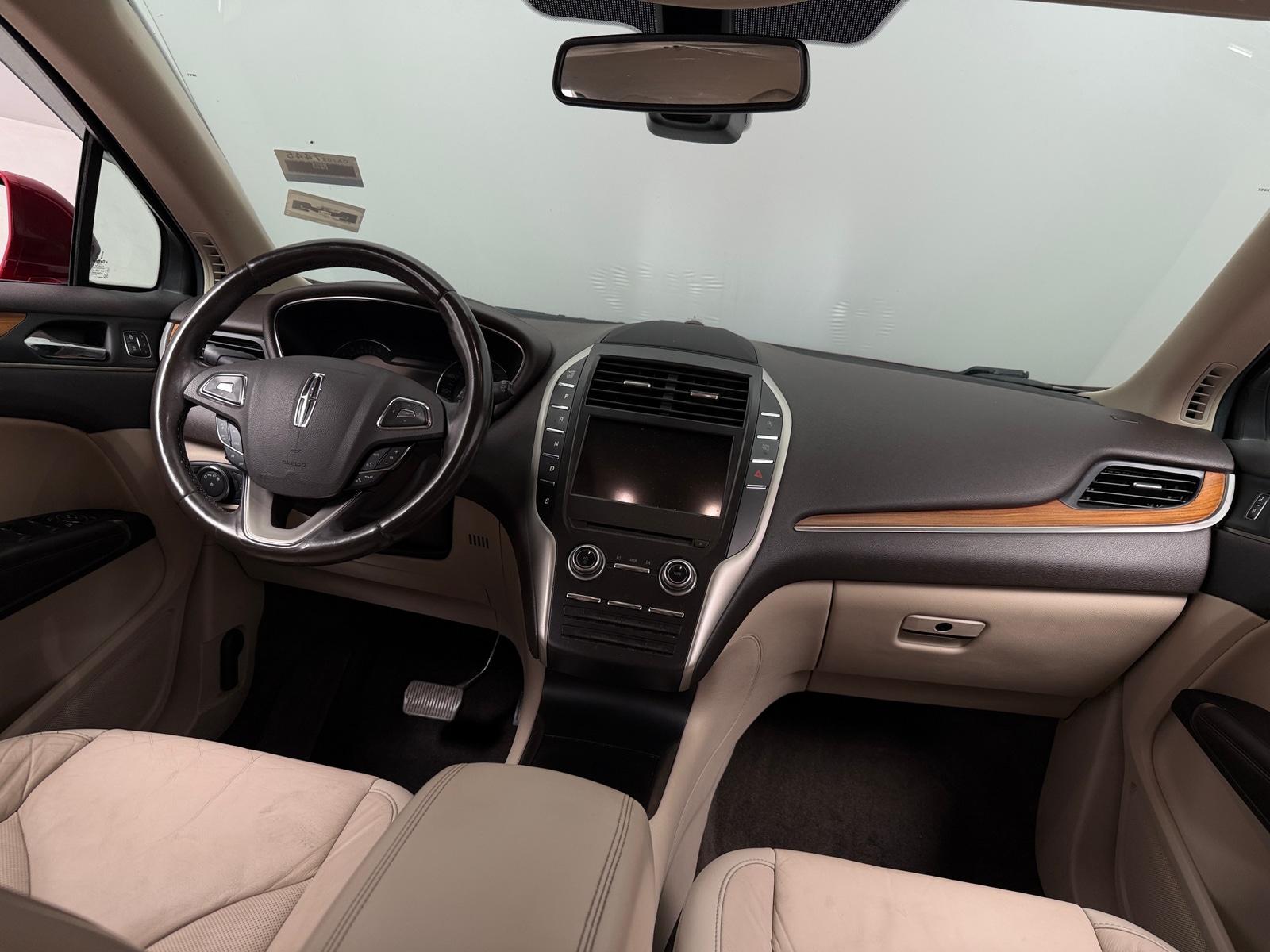 Thumbnail: 2018 Lincoln MKC - 2