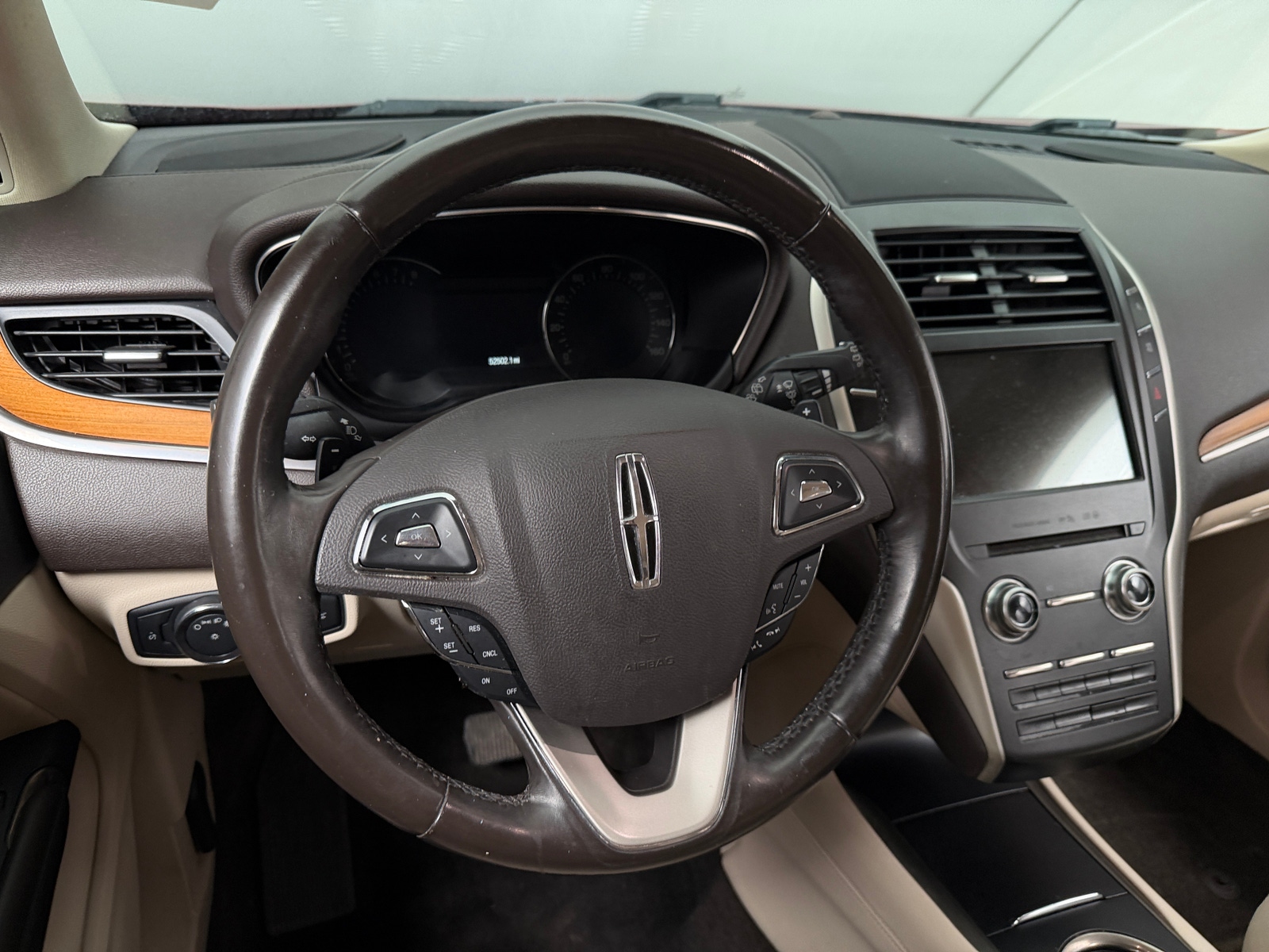 Thumbnail: 2018 Lincoln MKC - 4