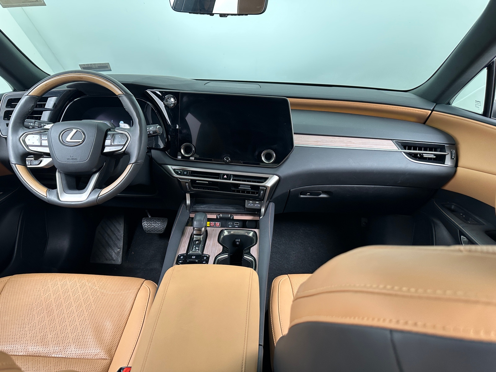 Thumbnail: 2025 Lexus RX - 2