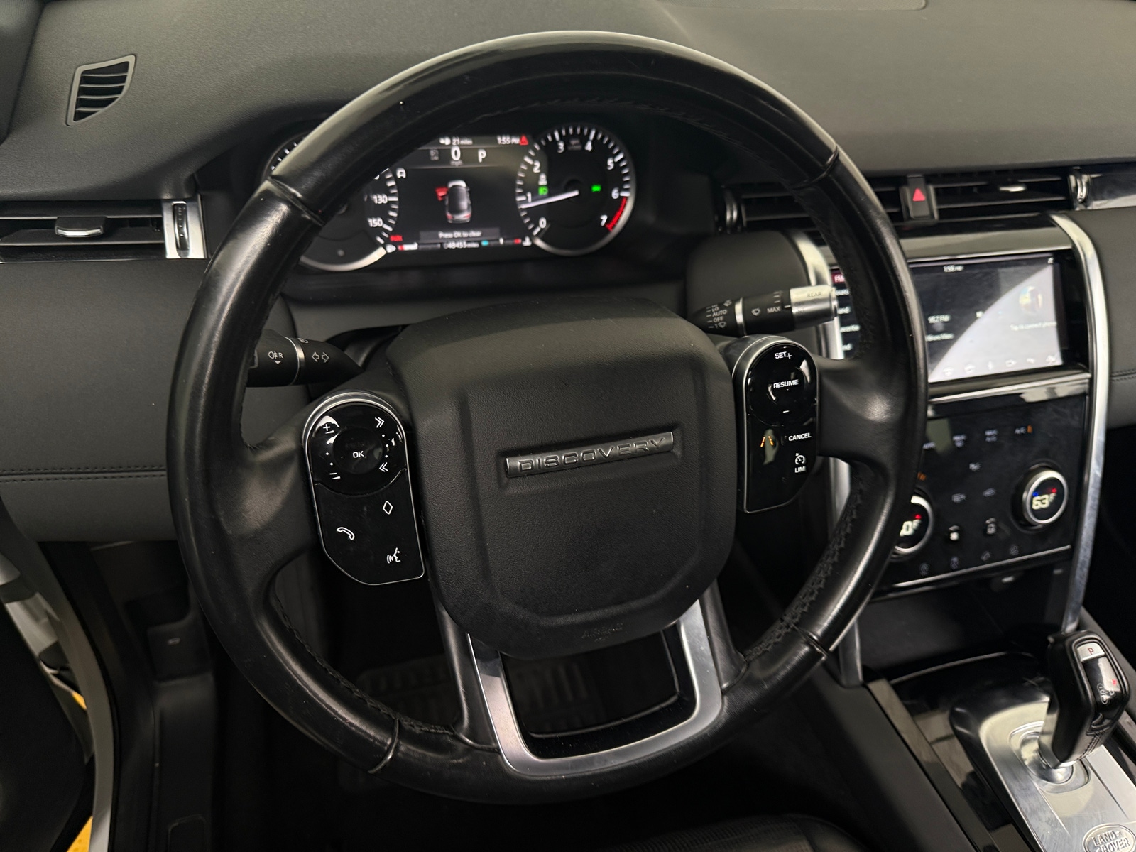 Thumbnail: 2020 Land Rover Discovery Sport - 4