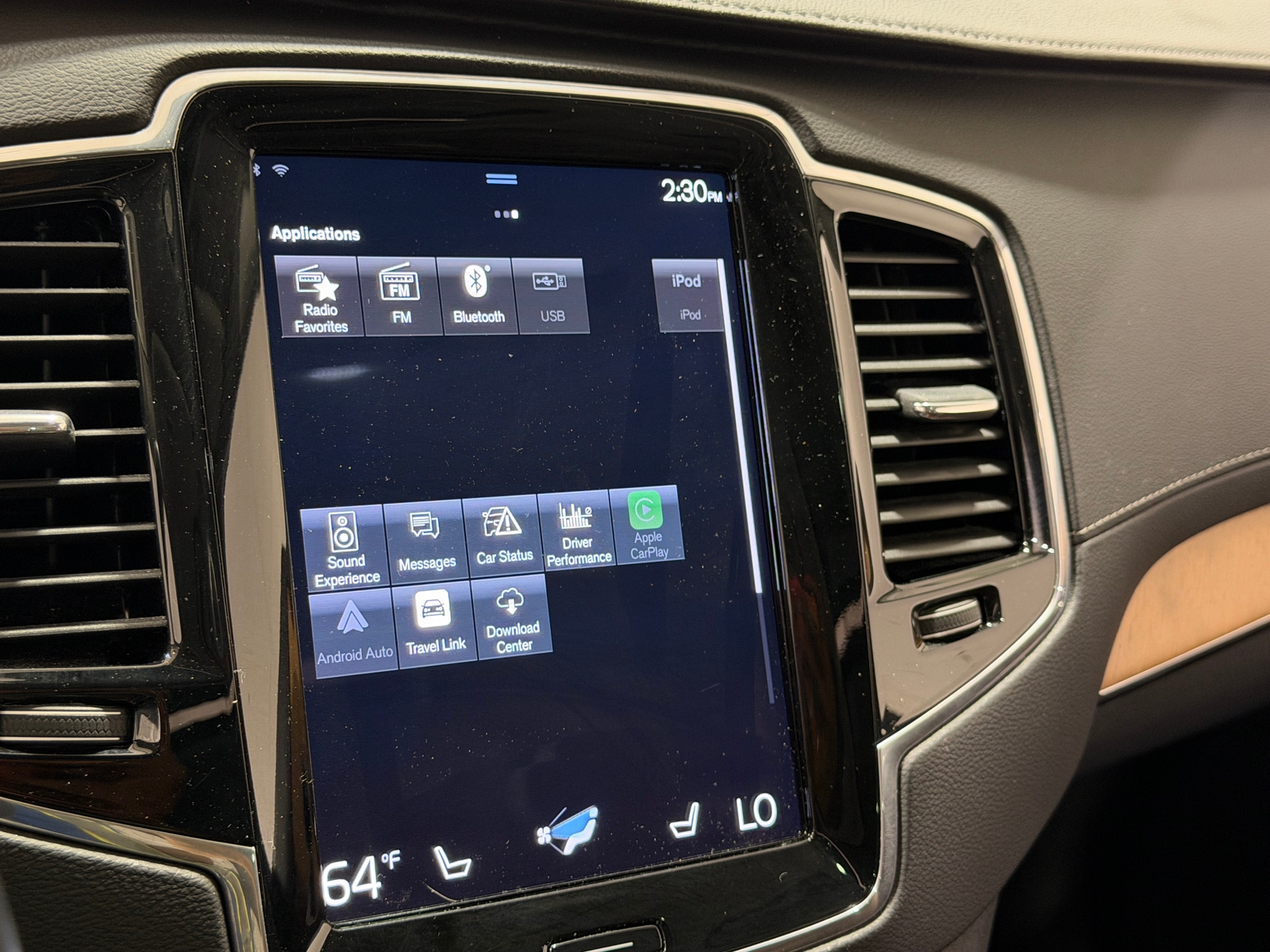 Thumbnail: 2020 Volvo XC90 - 3
