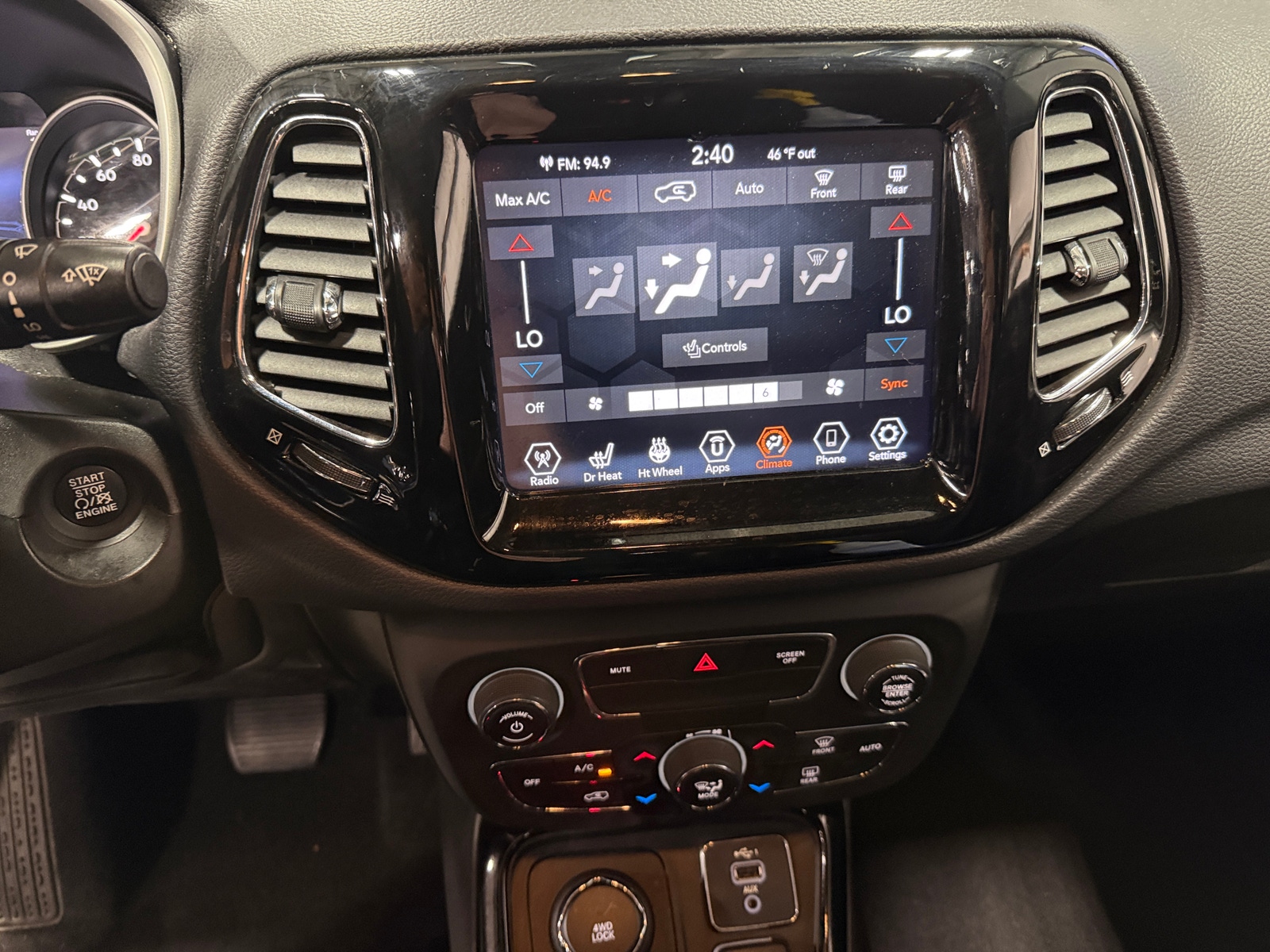 Thumbnail: 2020 Jeep Compass - 3