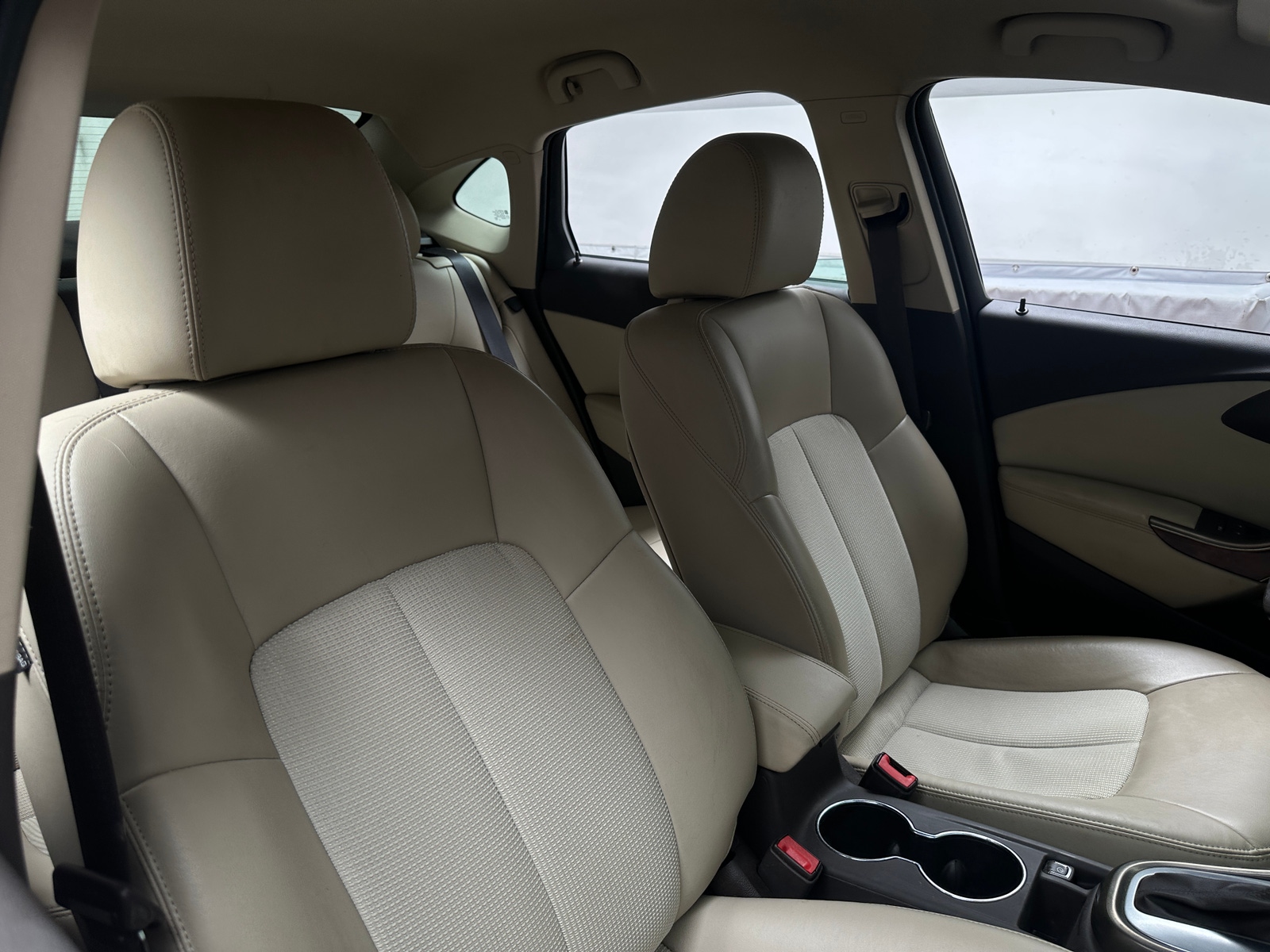 Thumbnail: 2013 Buick Verano - 2