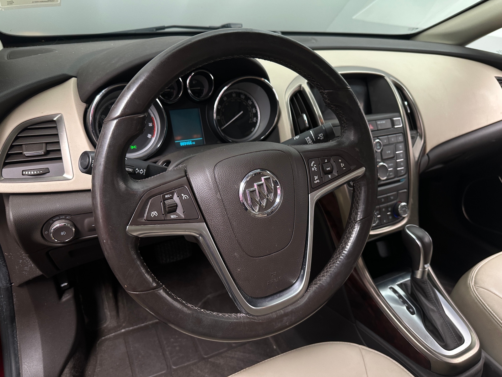 Thumbnail: 2013 Buick Verano - 5