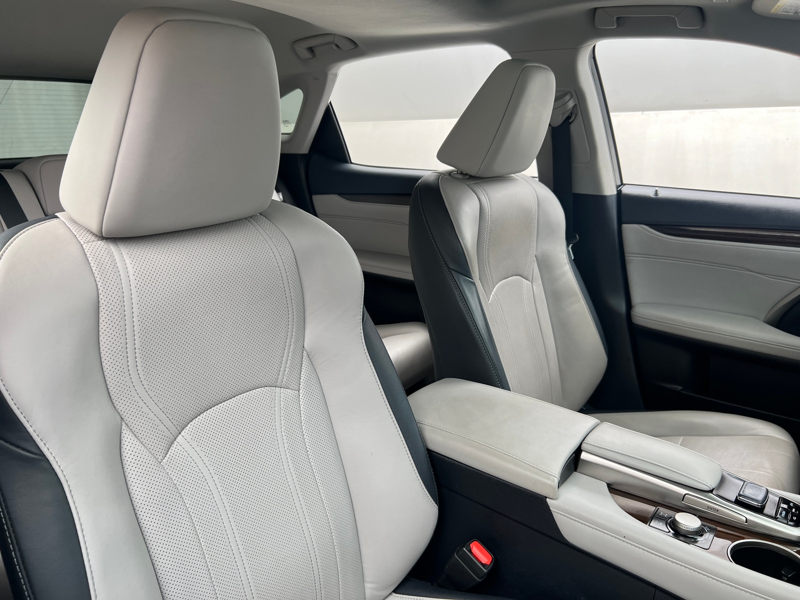Thumbnail: 2019 Lexus RX - 2