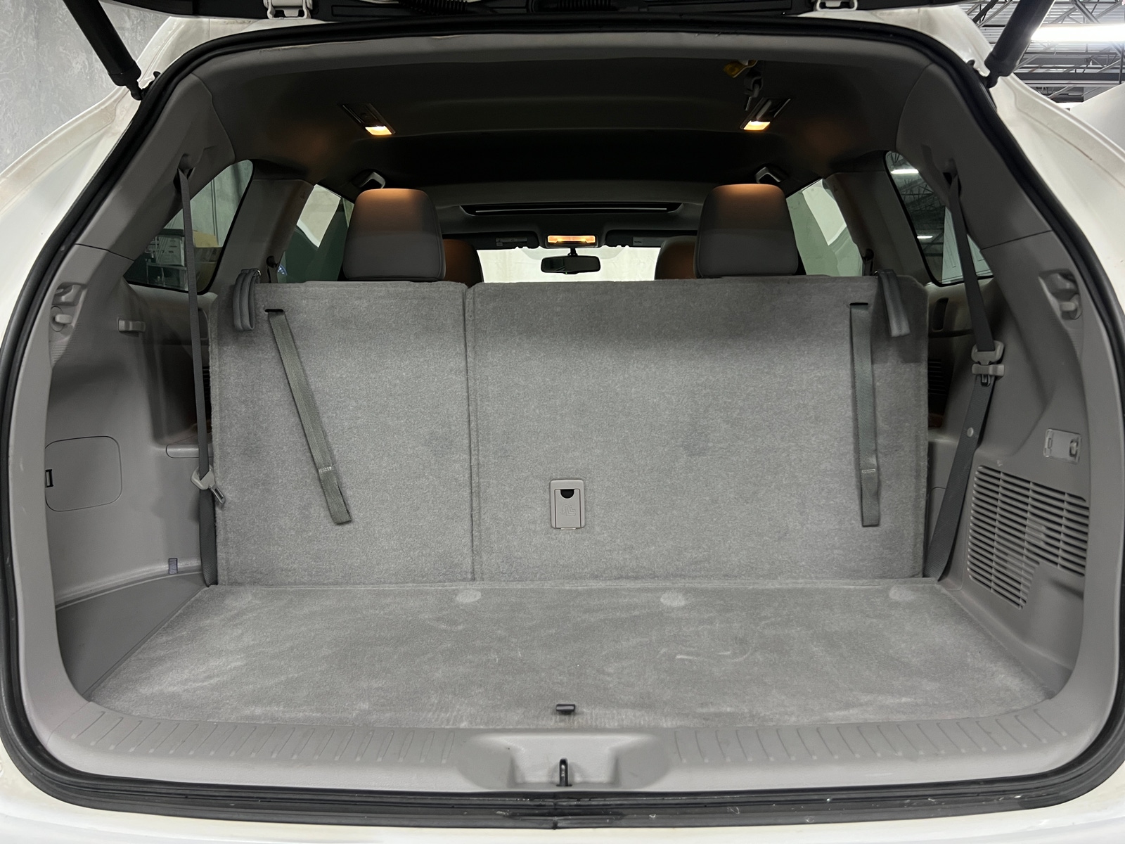 Thumbnail: 2016 Toyota Highlander - 7