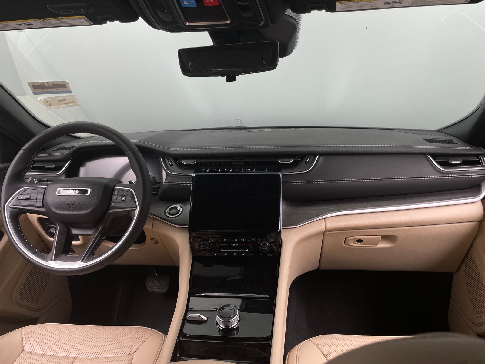 Thumbnail: 2023 Jeep Grand Cherokee L - 2