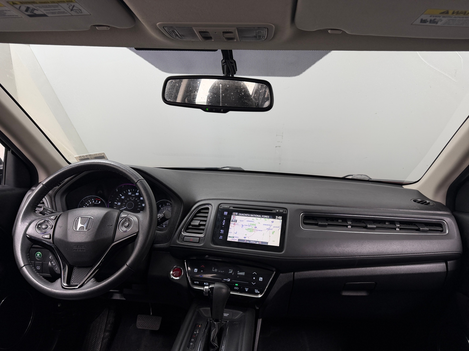 Thumbnail: 2016 Honda HR-V - 3