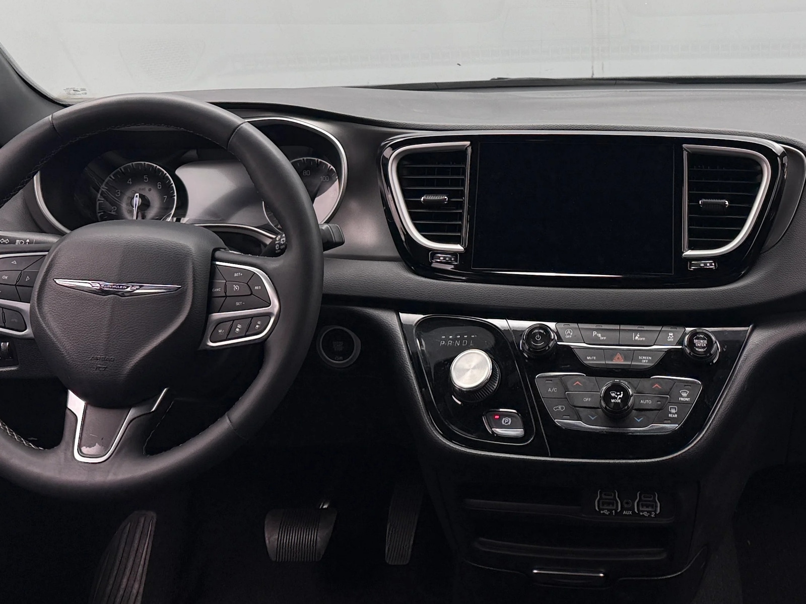 Thumbnail: 2025 Chrysler Pacifica - 2