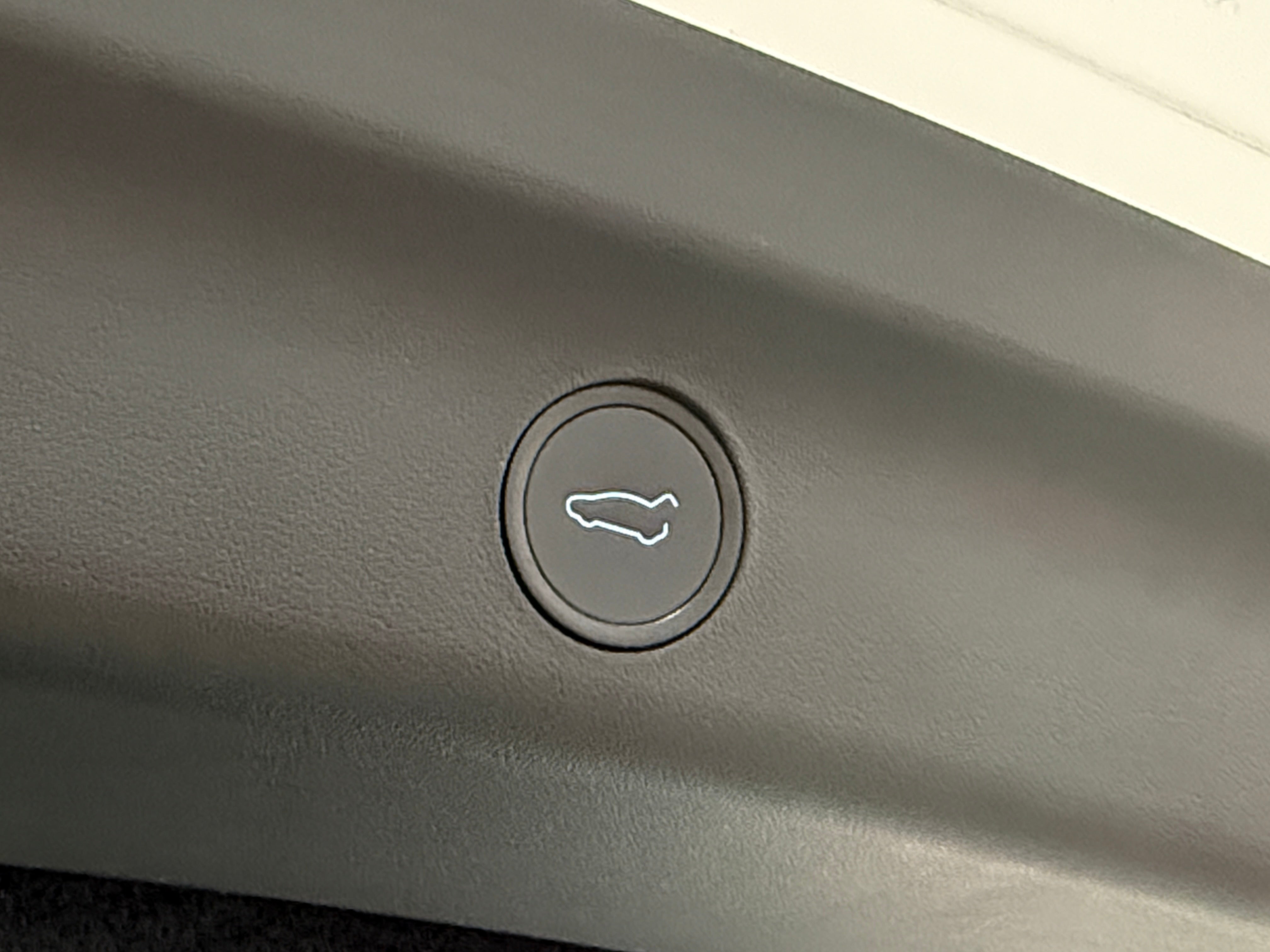 Used 2022 Tesla Model Y Performance with VIN 7SAYGDEF4NF410671 for sale in Oak Creek, WI