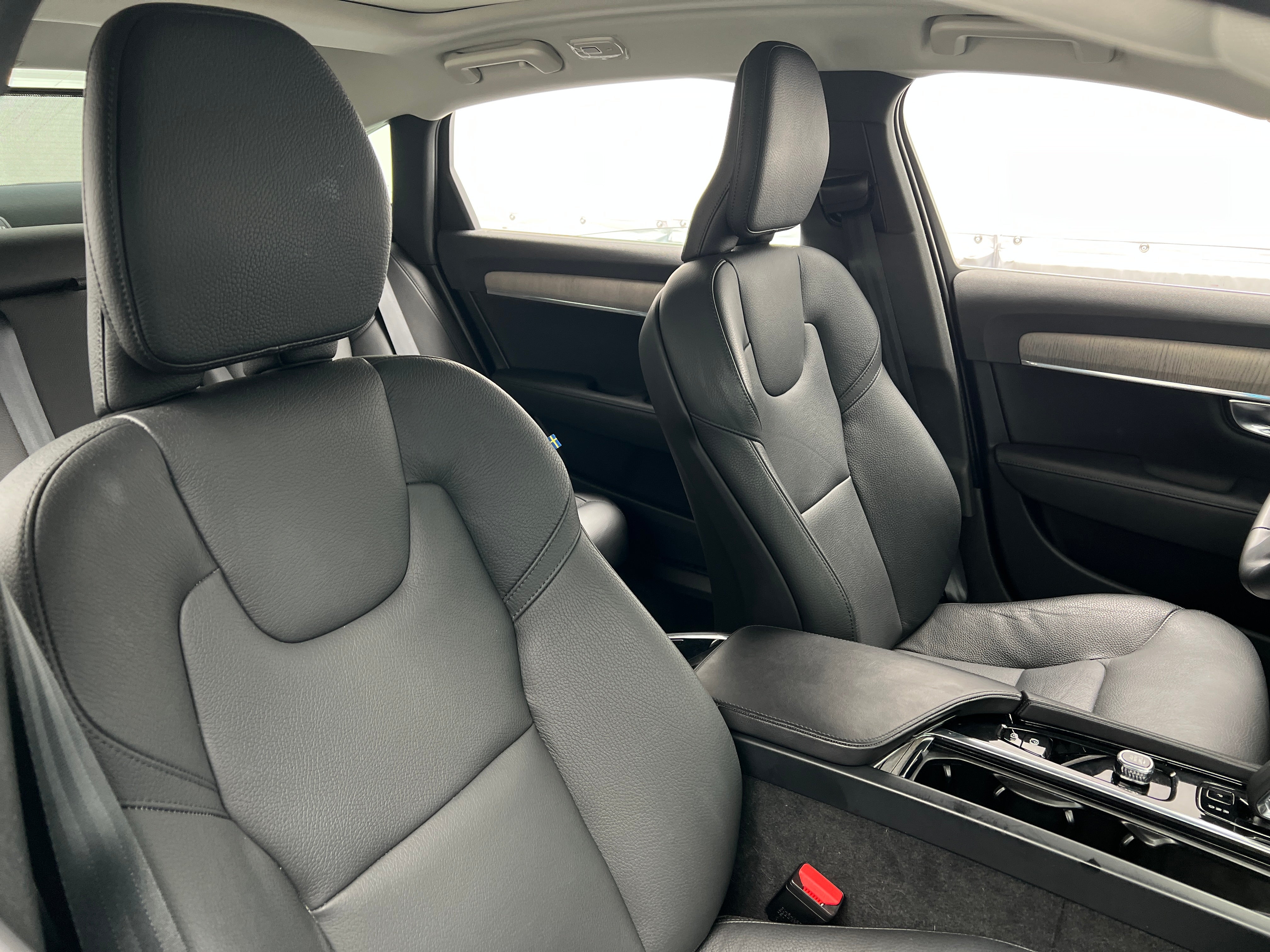 2023 Volvo S90
