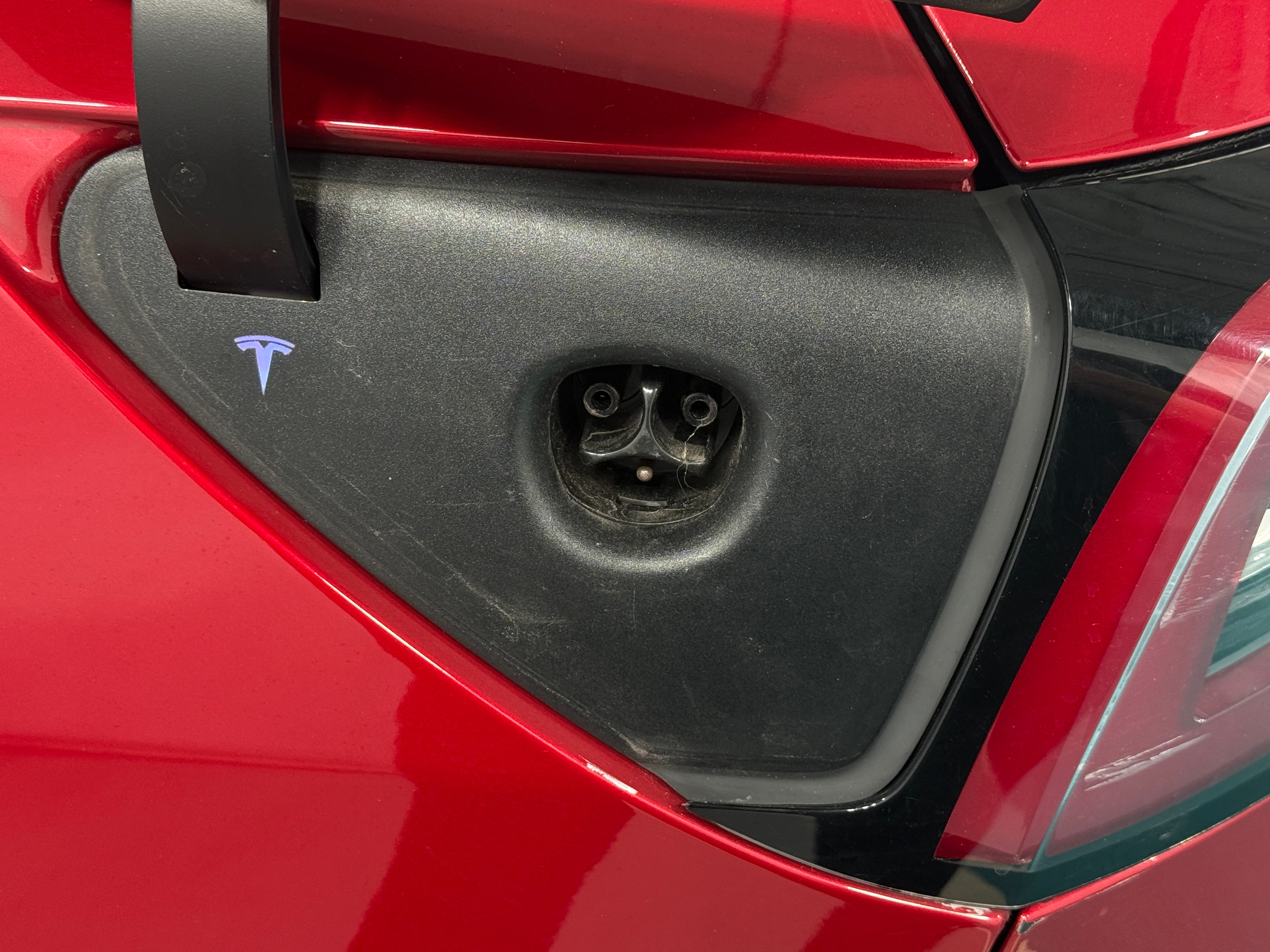 Used 2018 Tesla Model 3 Long Range with VIN 5YJ3E1EA4JF005355 for sale in Pewaukee, WI