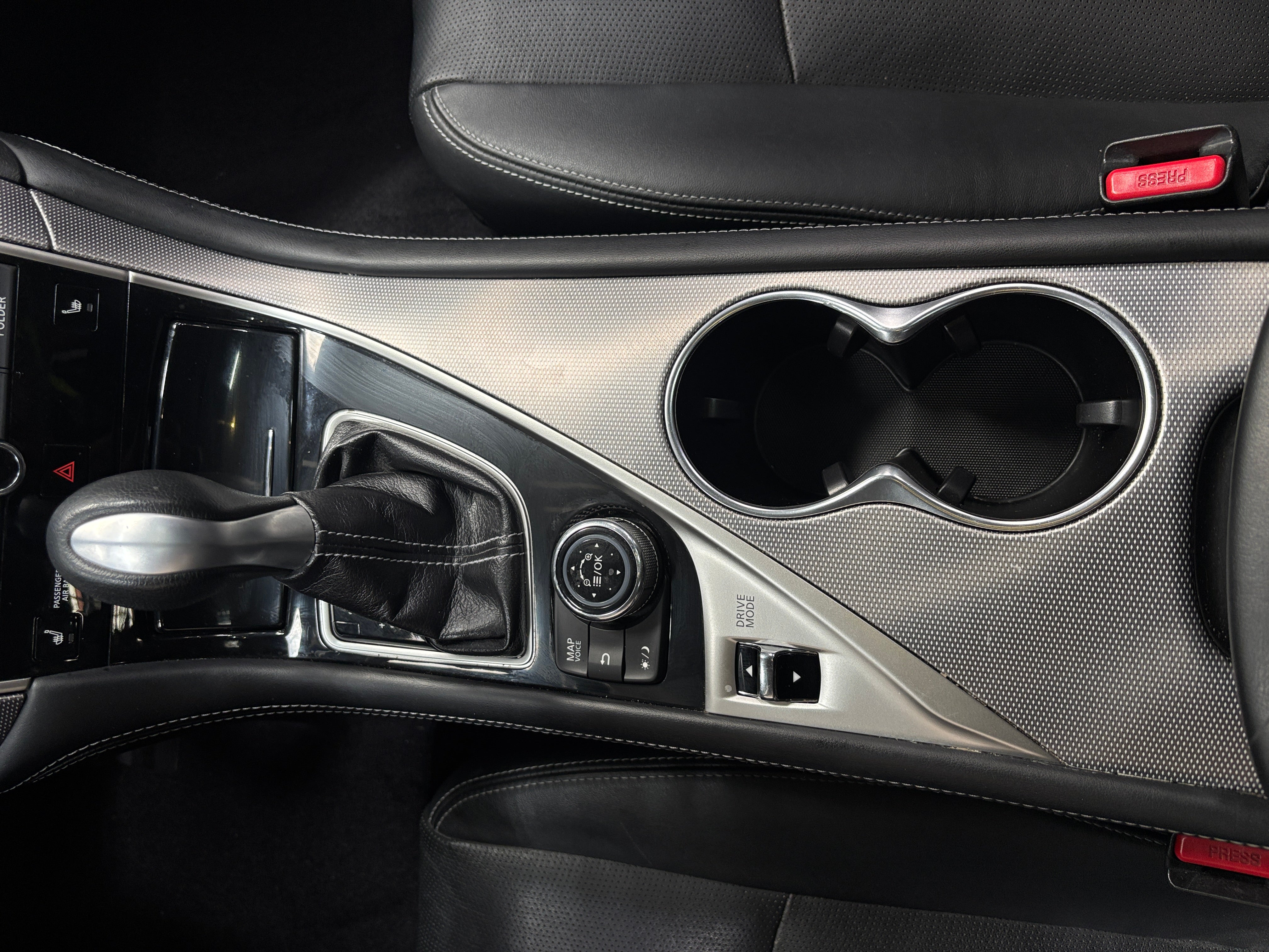 Used 2015 INFINITI Q50 Hybrid Premium with VIN JN1AV7AP1FM790259 for sale in Pewaukee, WI