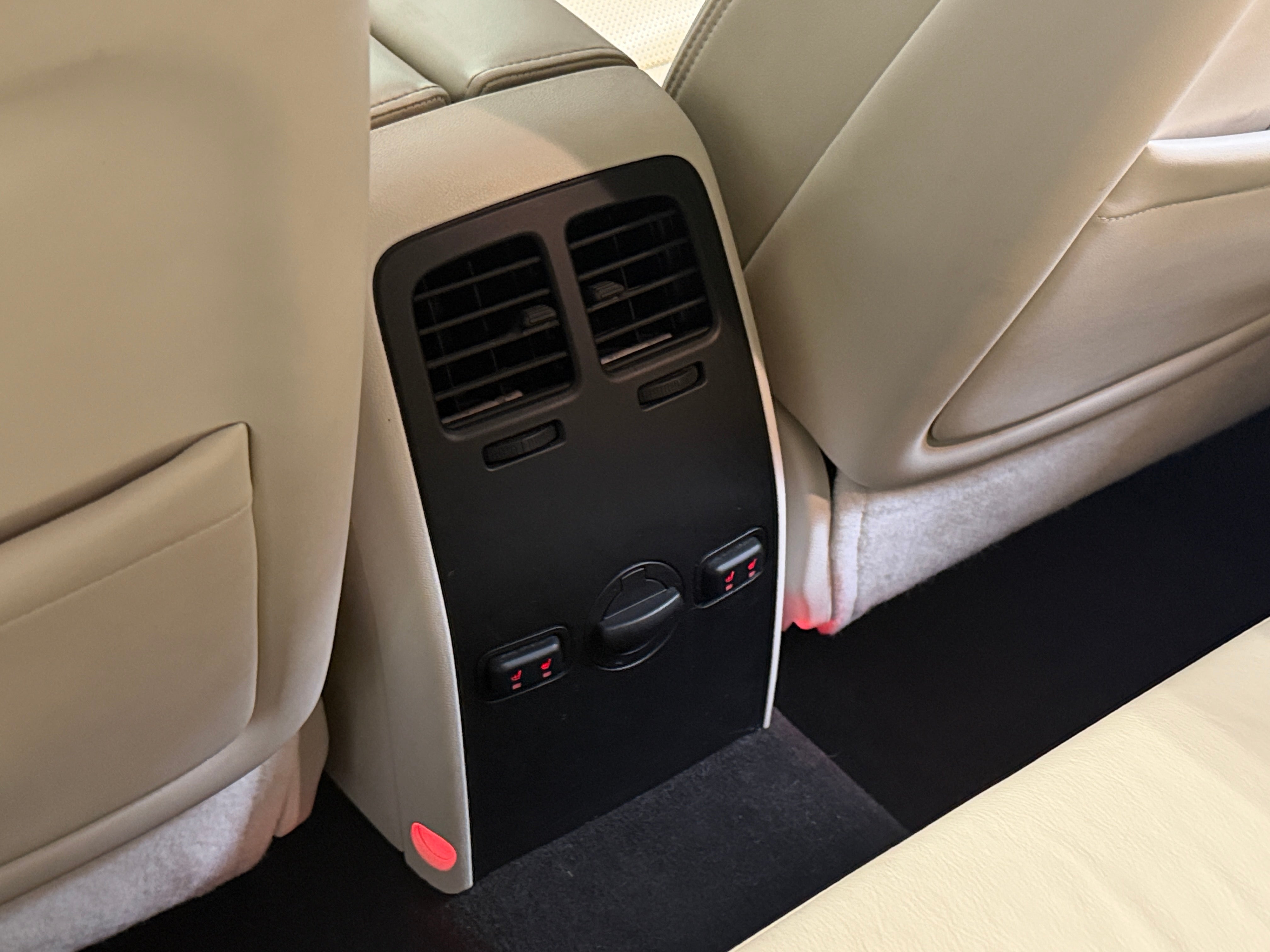 2011 Lincoln MKS
