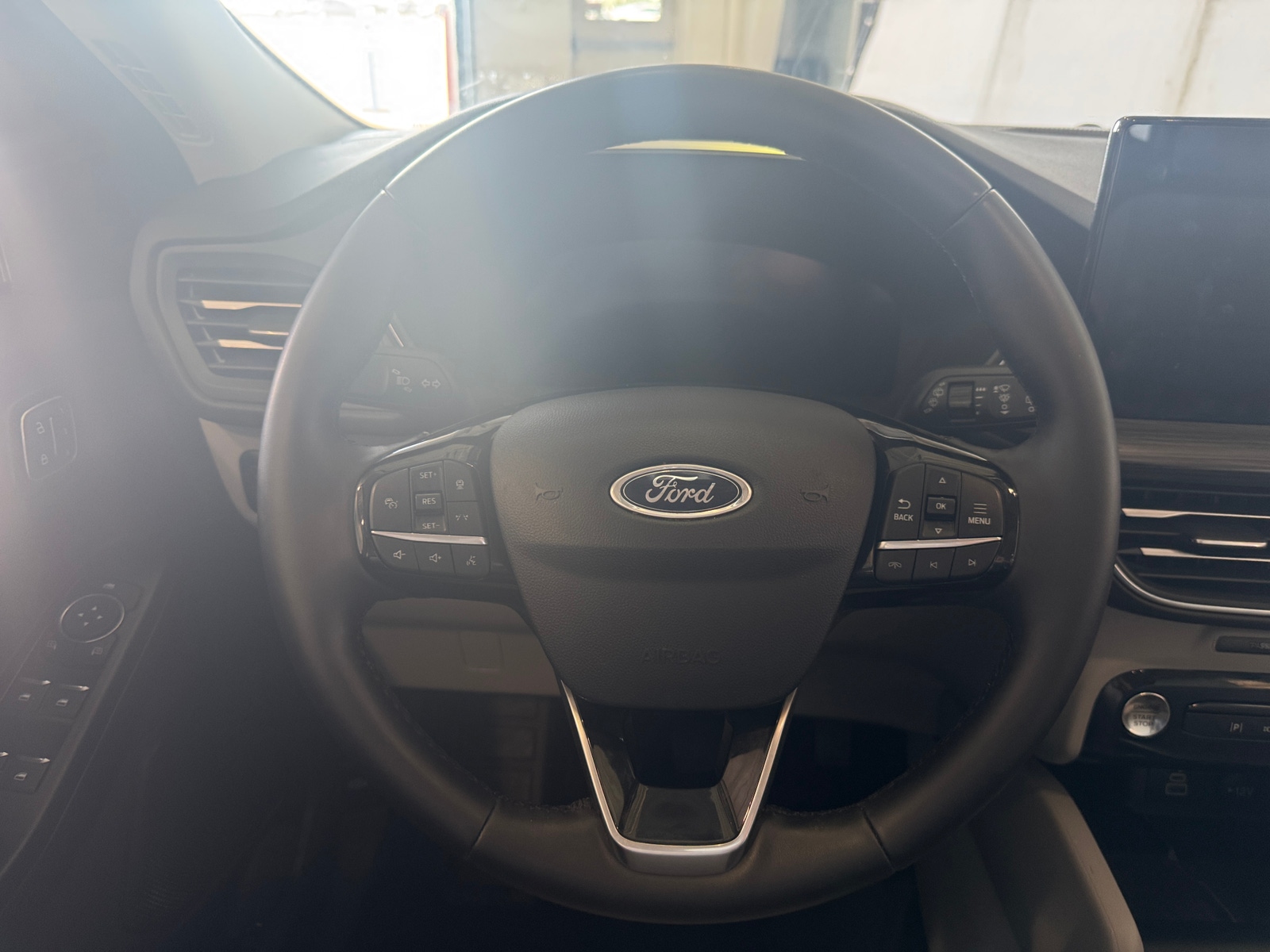 Thumbnail: 2024 Ford Escape - 4