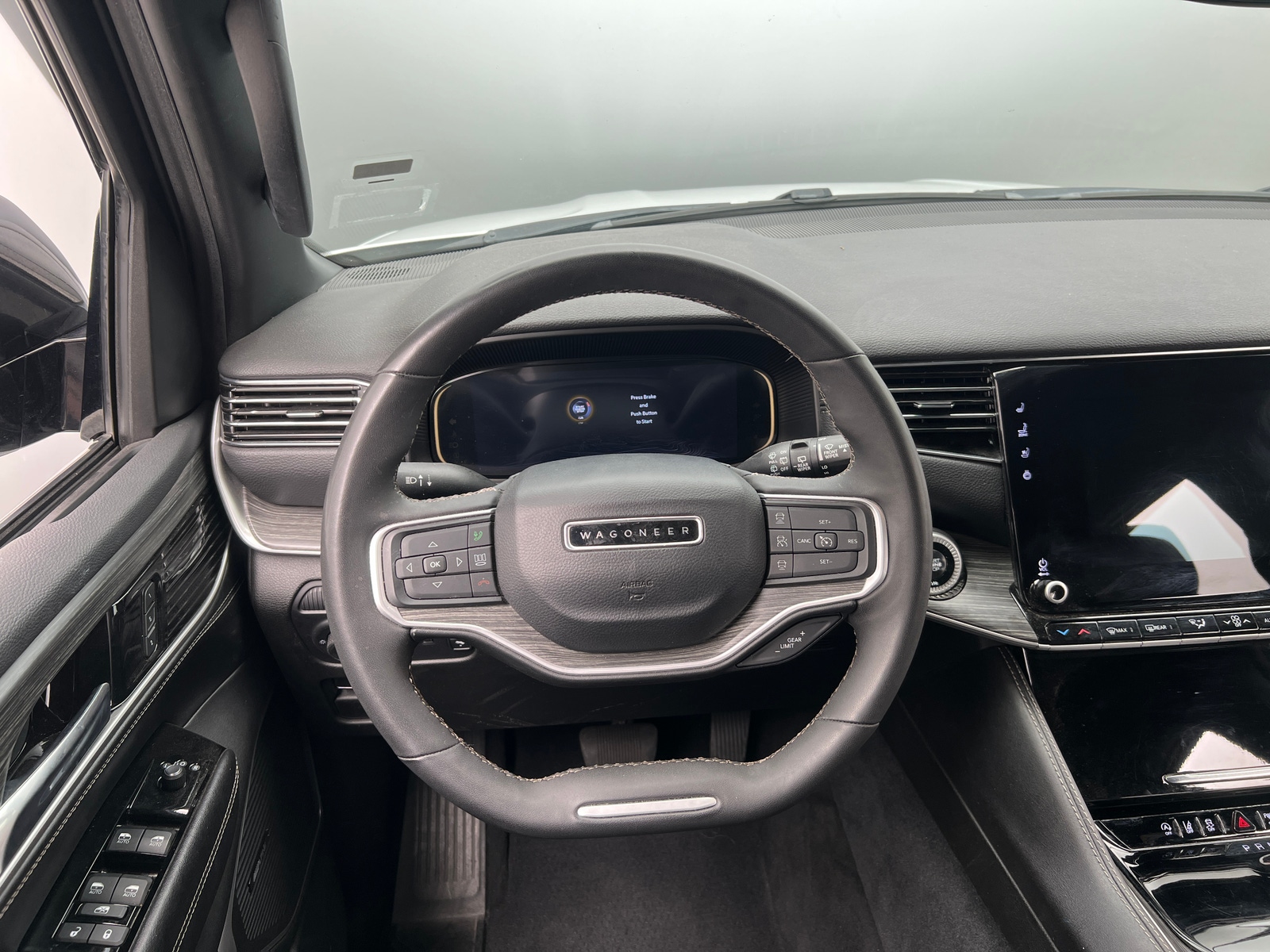 Thumbnail: 2024 Jeep Wagoneer - 4
