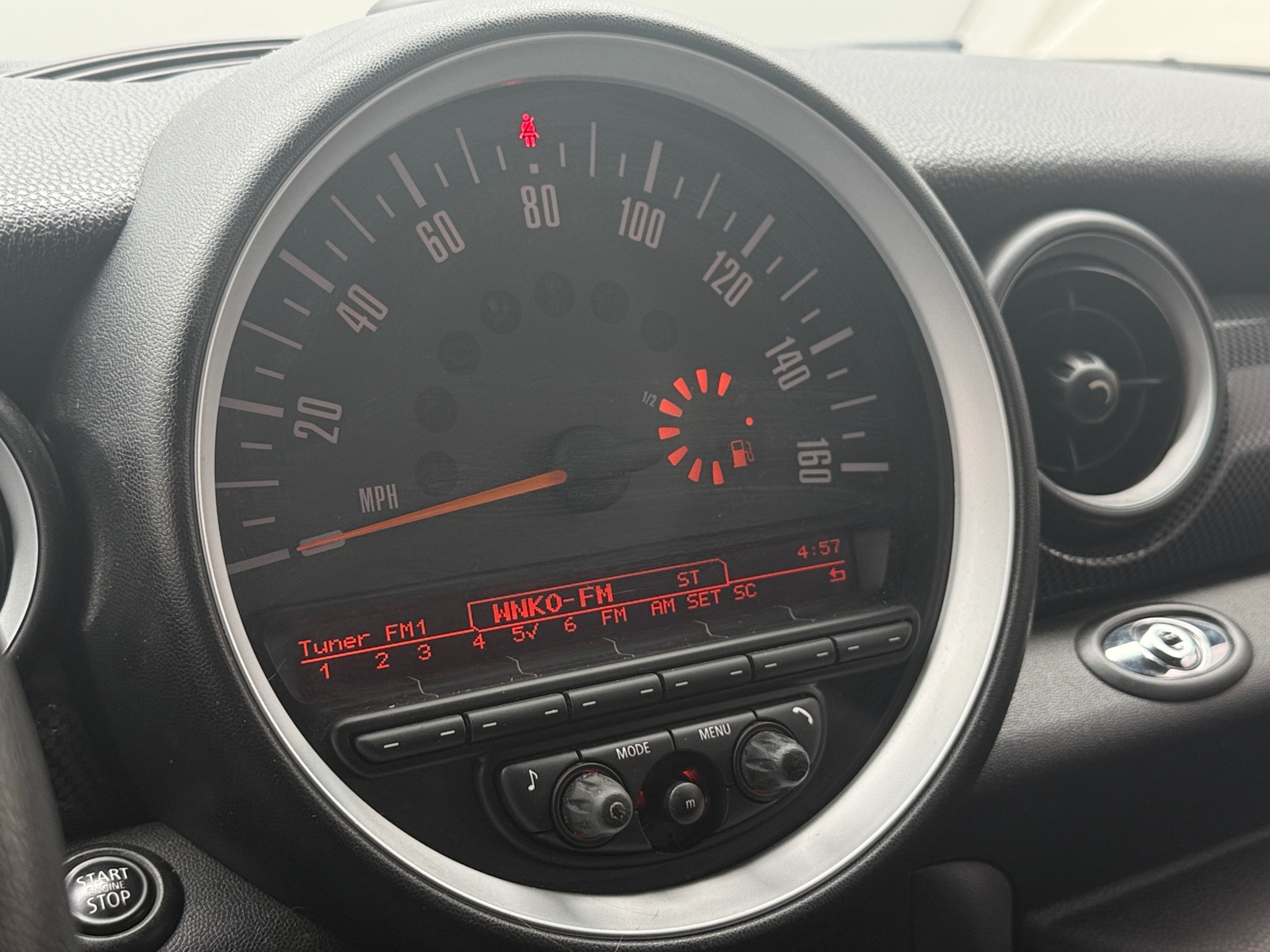 Thumbnail: 2015 MINI Cooper Roadster - 4