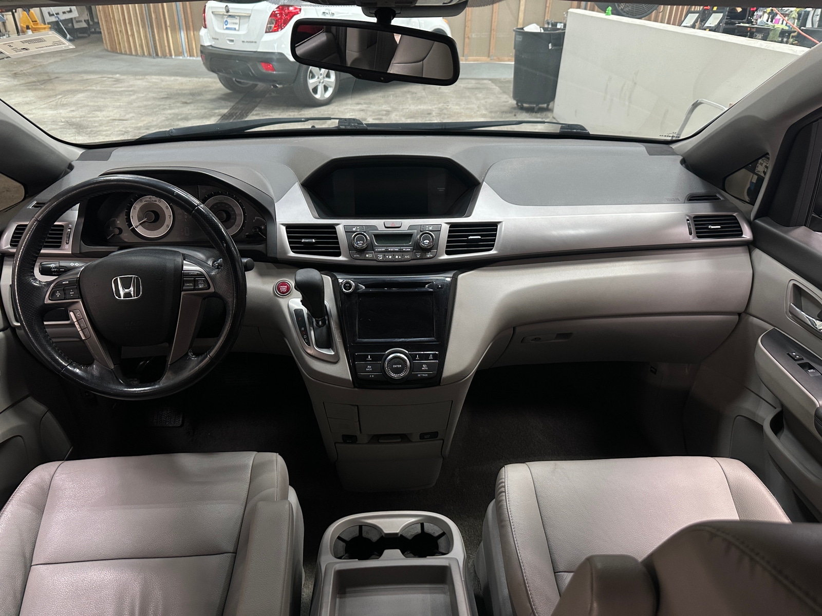Thumbnail: 2016 Honda Odyssey - 2