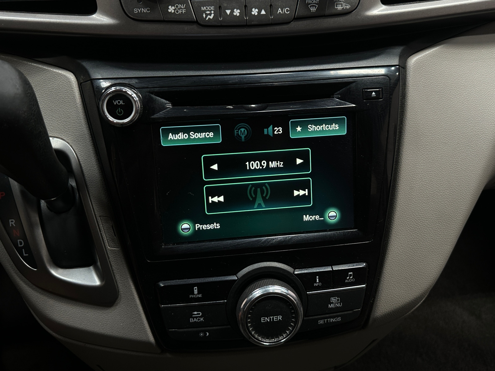 Thumbnail: 2016 Honda Odyssey - 3