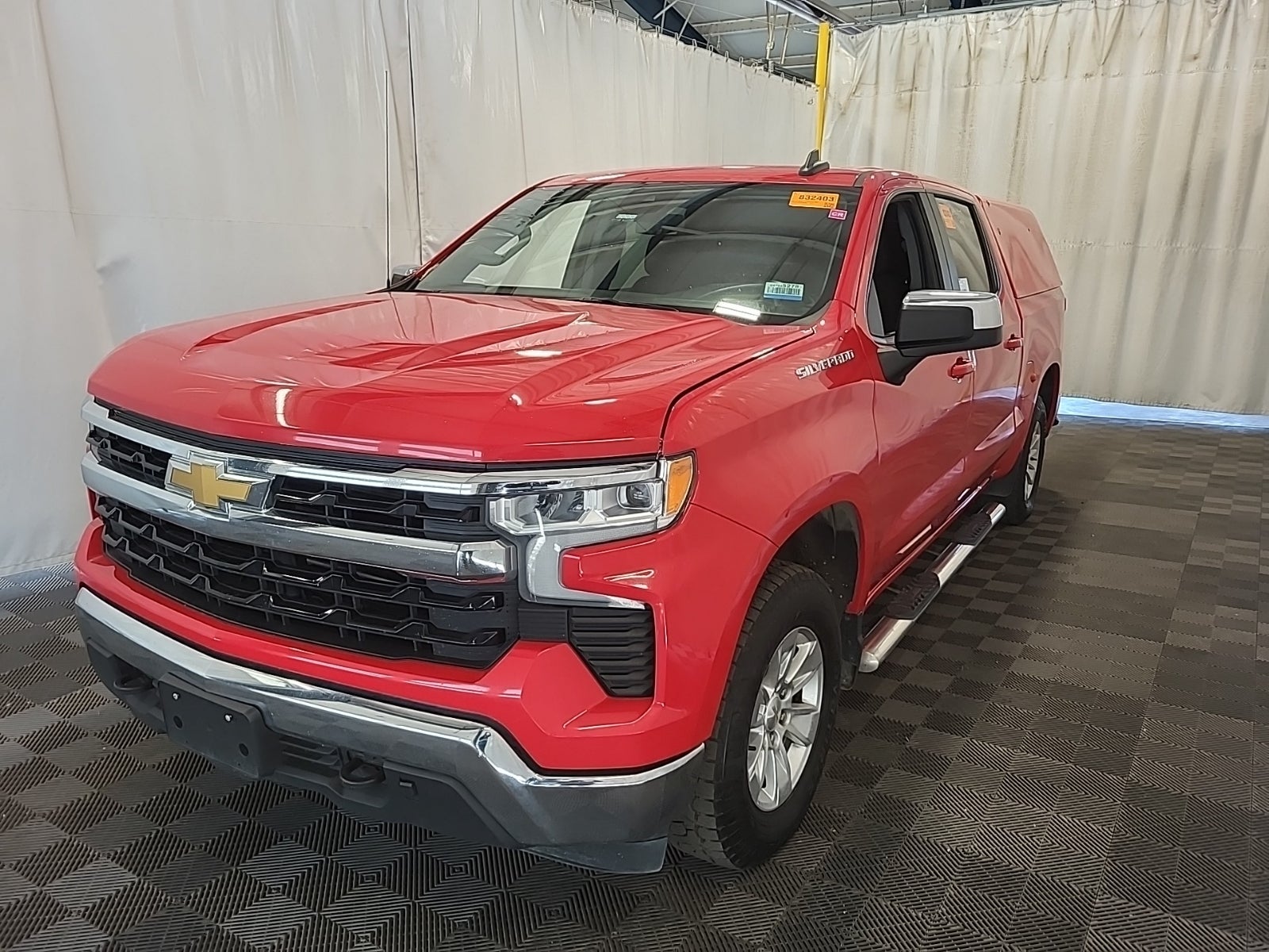 2023 Chevrolet Silverado 1500 4WD Crew Cab 147" LT