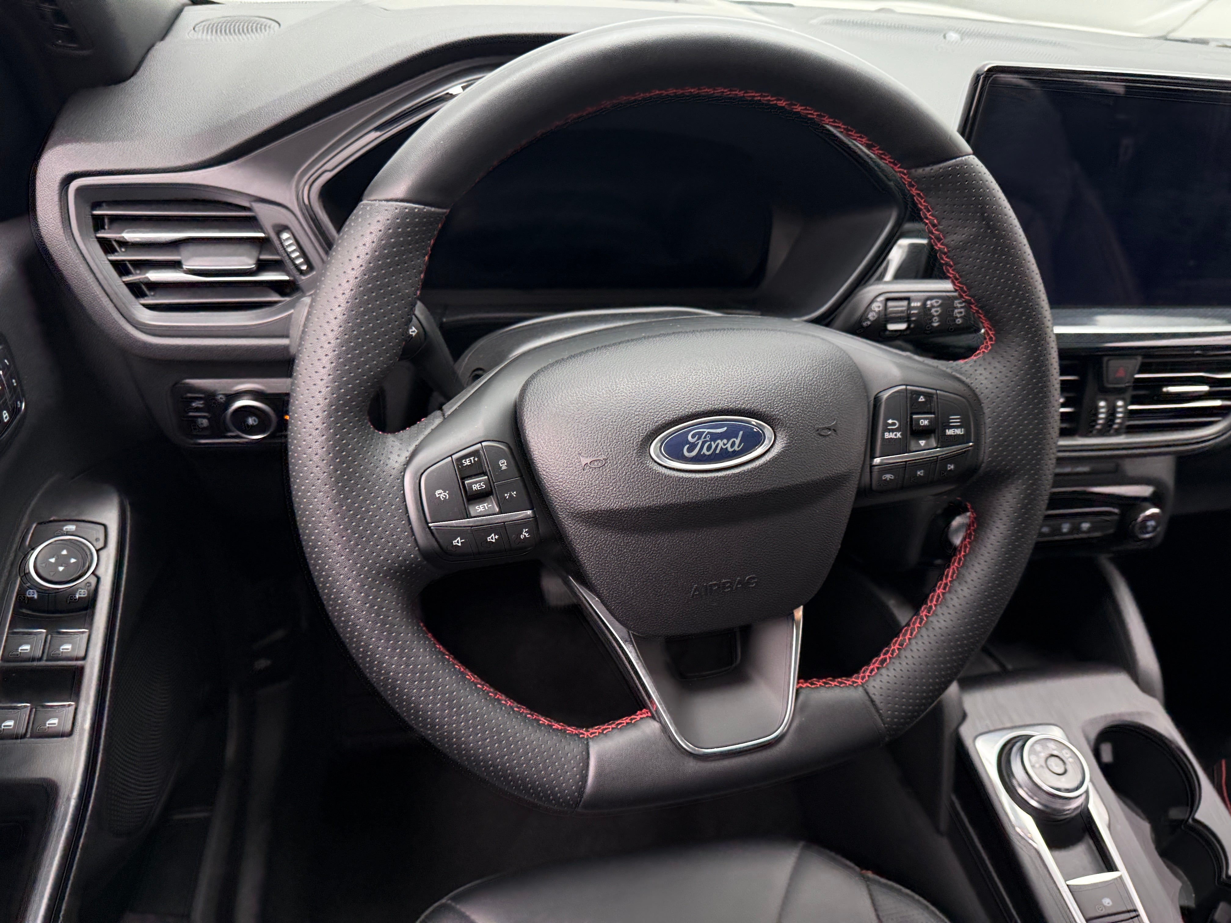 2025 Ford Escape Hybrid