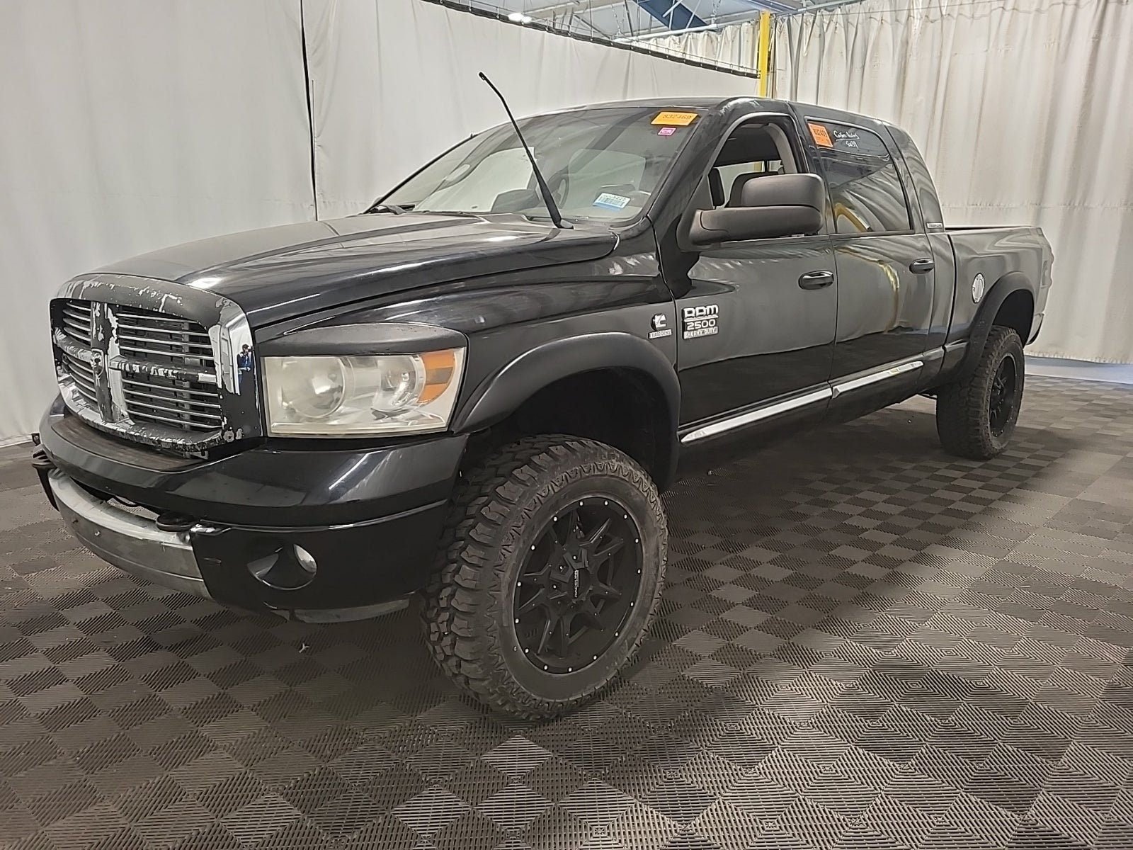 2007 Dodge Ram 2500 4WD Mega Cab 160.5" Laramie