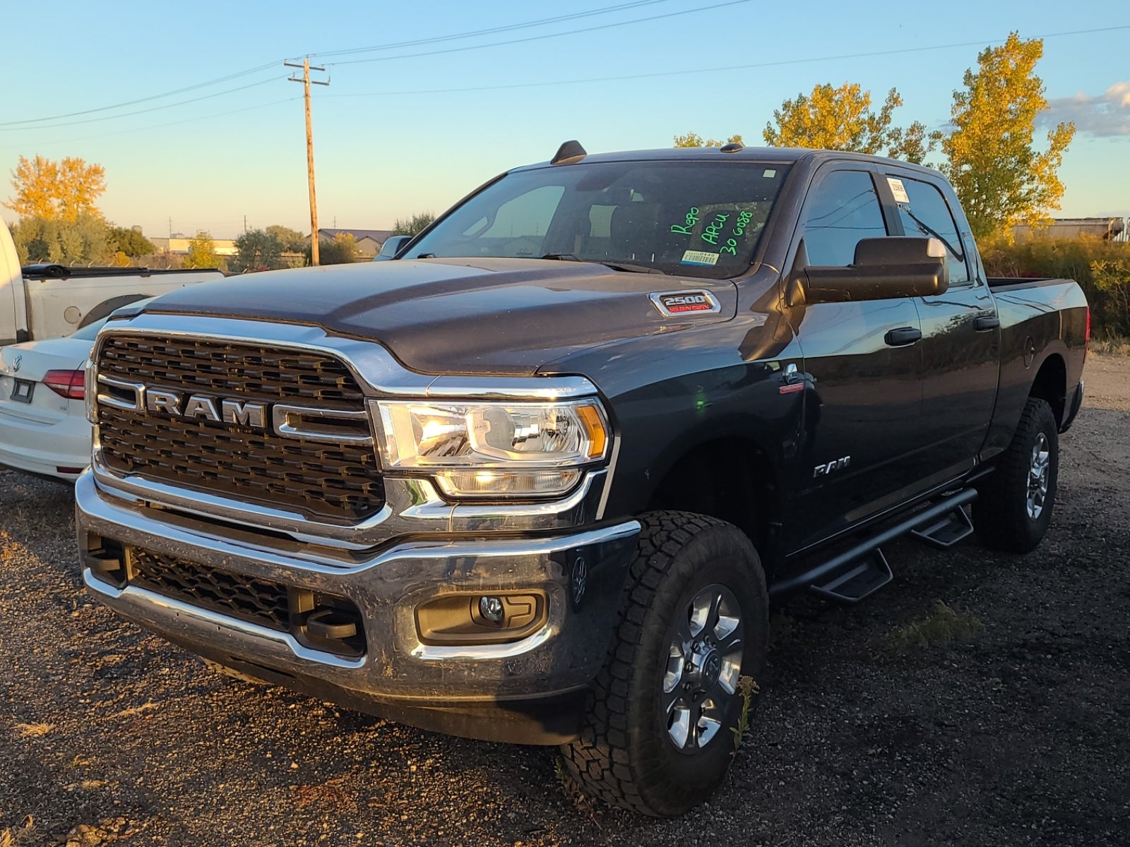 2022 Ram 2500 Big Horn 4x4 Crew Cab 6'4" Box