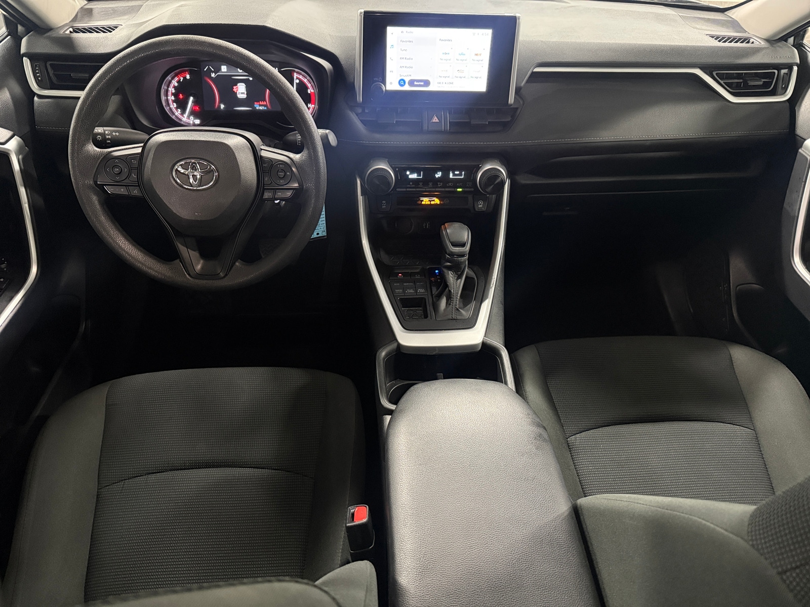 Thumbnail: 2025 Toyota RAV4 - 3