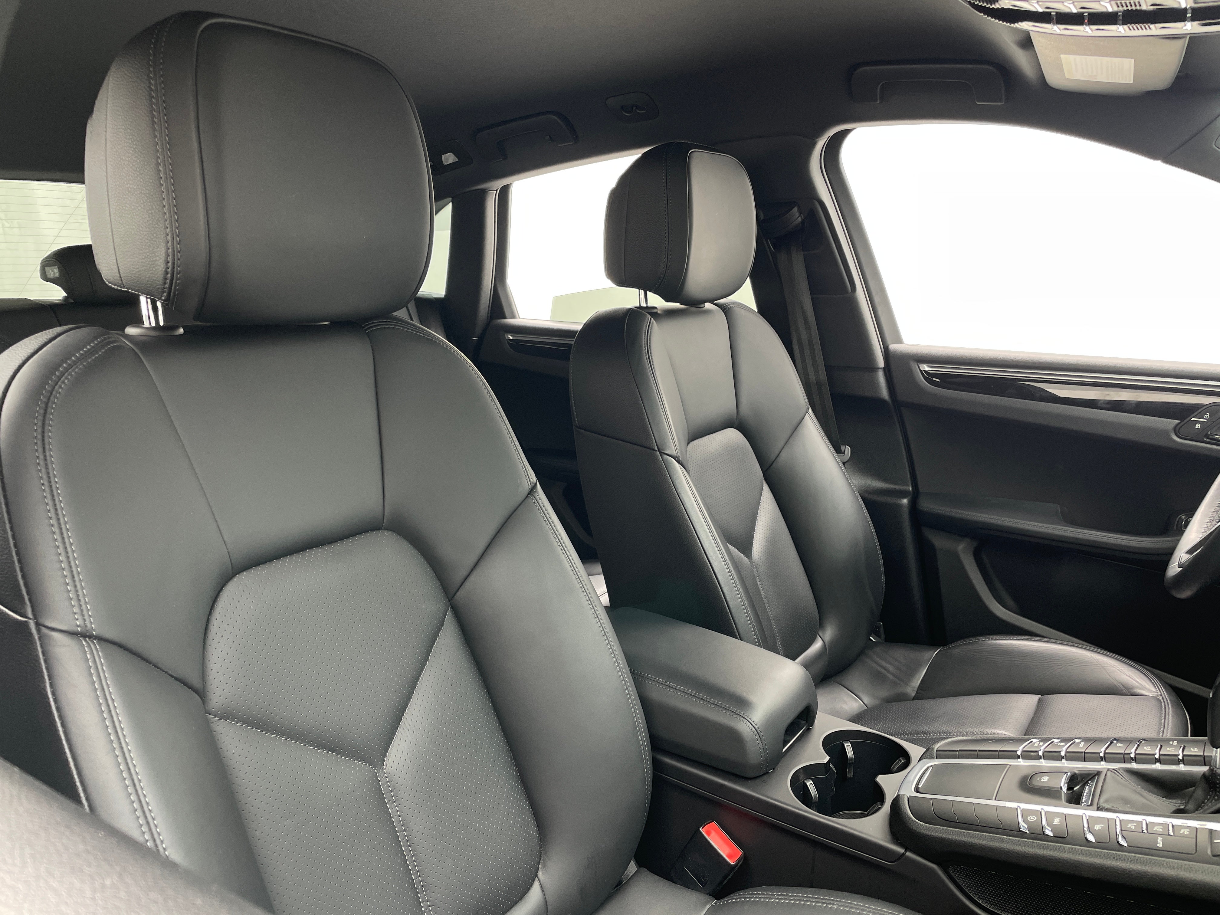 2021 Porsche Macan