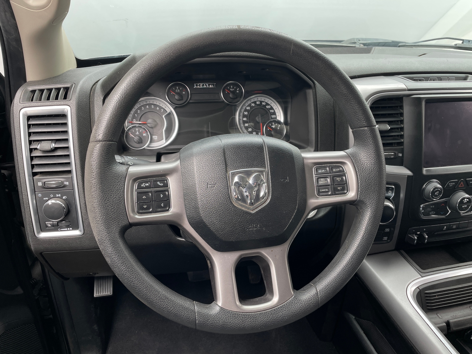 Thumbnail: 2022 RAM 1500 Classic - 5