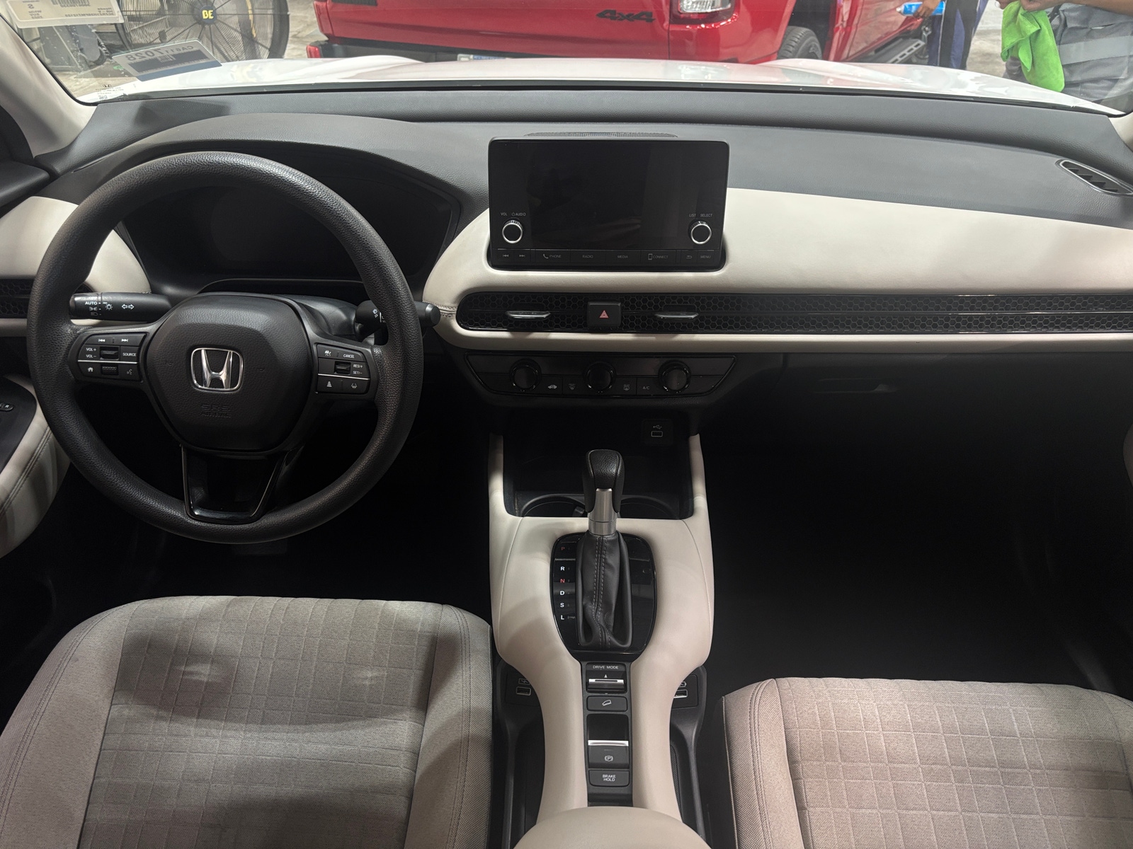 Thumbnail: 2023 Honda HR-V - 3