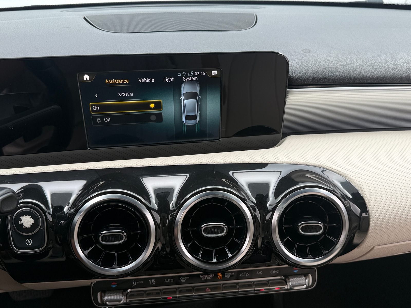 Thumbnail: 2019 Mercedes-Benz A-Class - 3