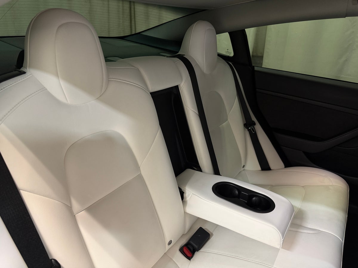 2021 Tesla Model 3 Long Range All-Wheel Drive in Midnight Silver Metallic — photo 2