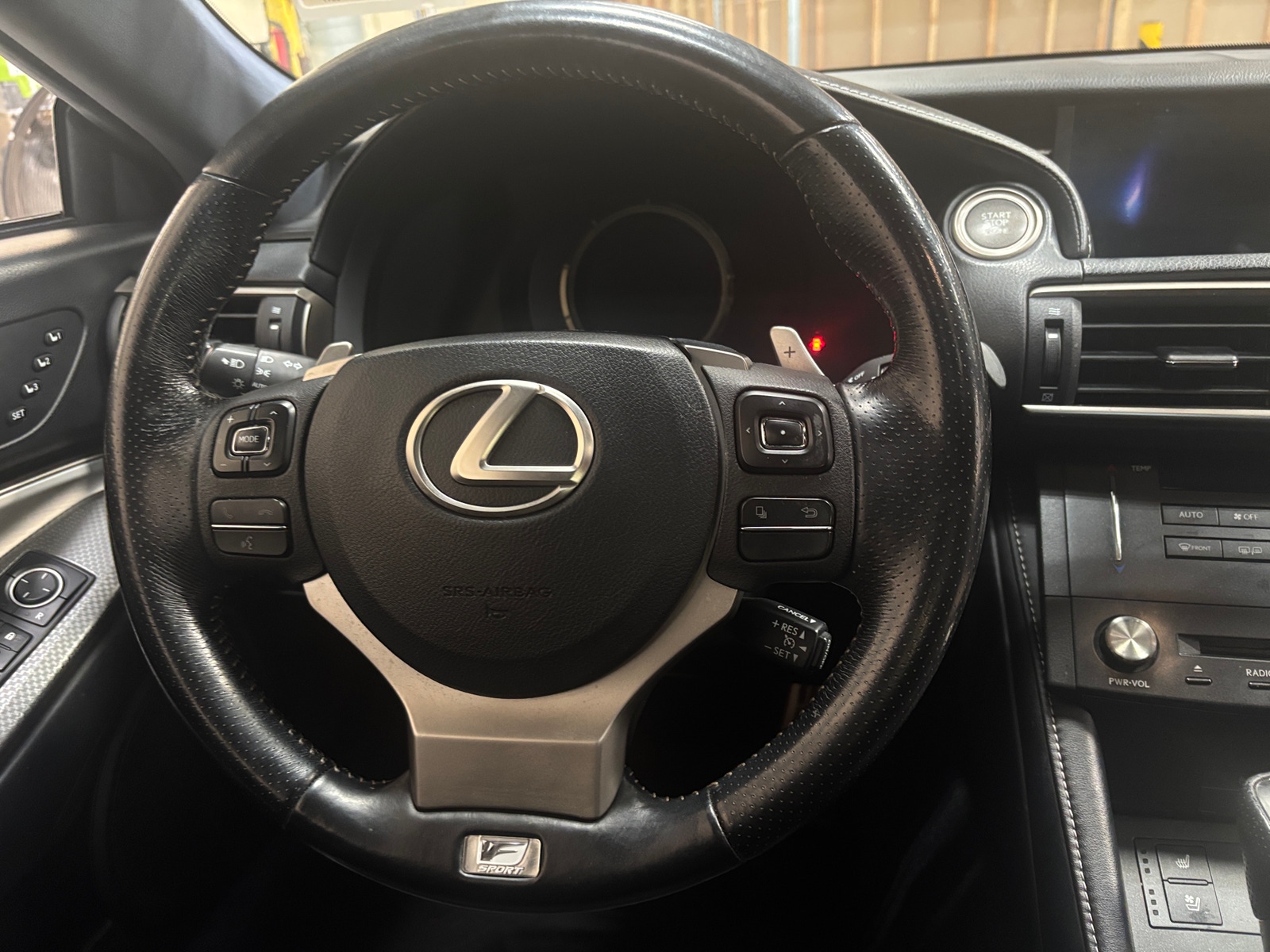 Thumbnail: 2017 Lexus RC - 4