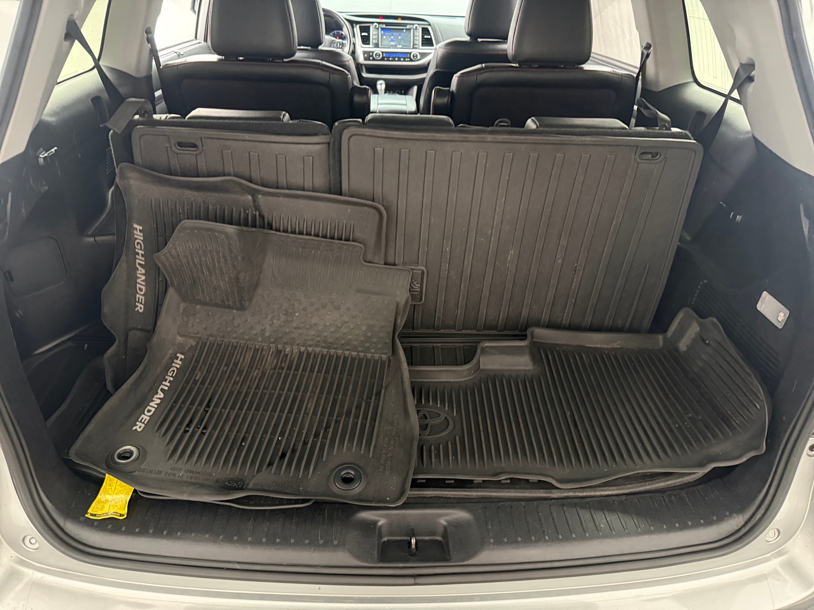 Thumbnail: 2019 Toyota Highlander - 6