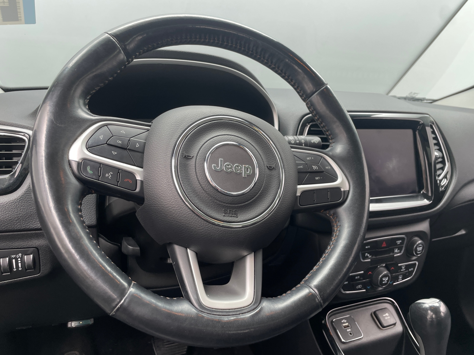 Thumbnail: 2018 Jeep Compass - 4