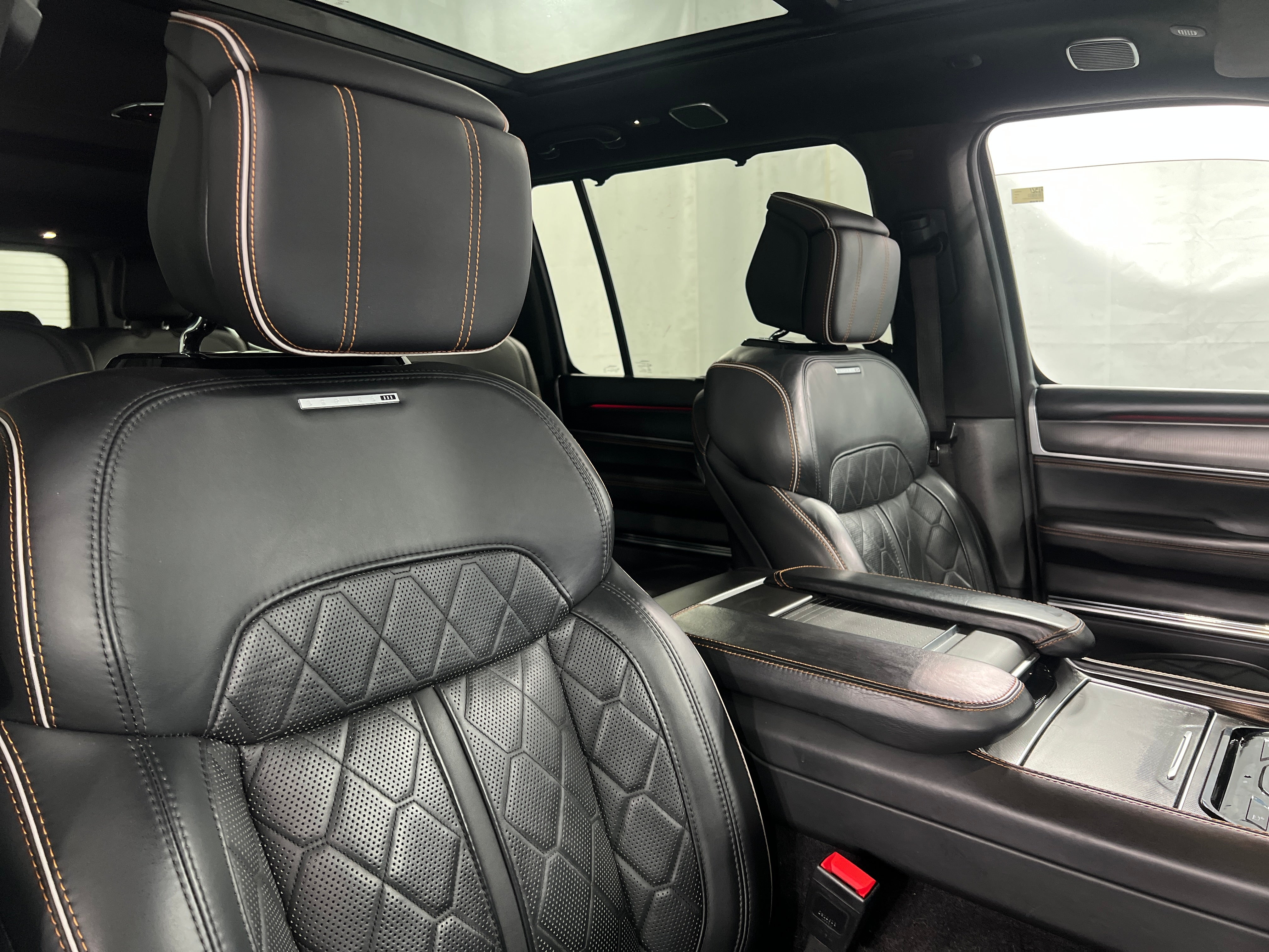 2024 Jeep Grand Wagoneer L