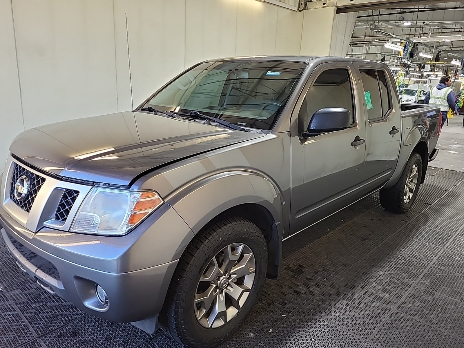 2021 Nissan Frontier Crew Cab 4x2 SV Auto