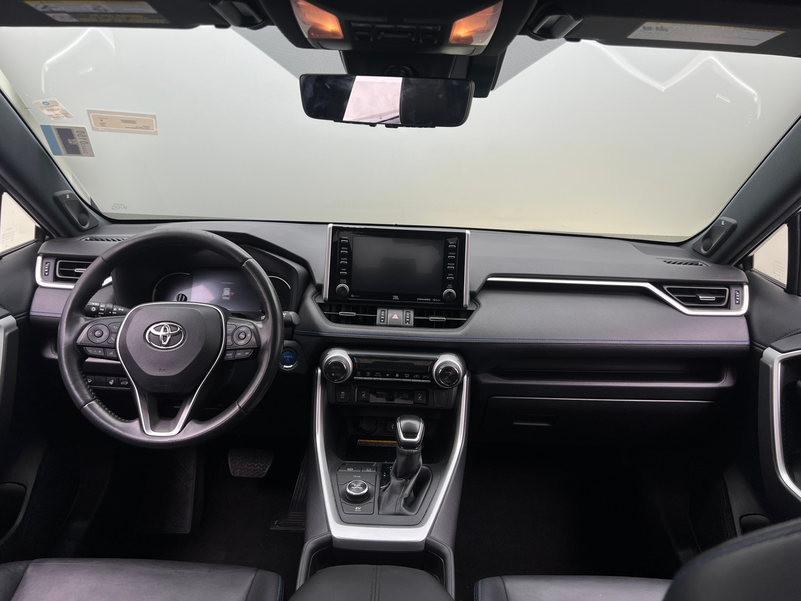 Thumbnail: 2021 Toyota RAV4 - 3