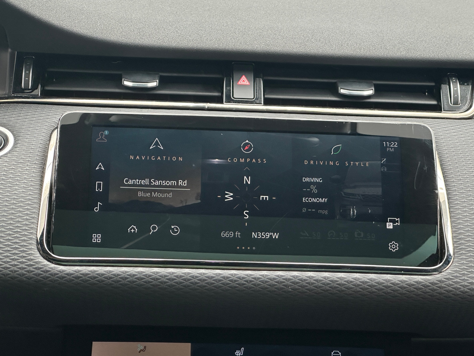 Thumbnail: 2022 Land Rover Range Rover Evoque - 3