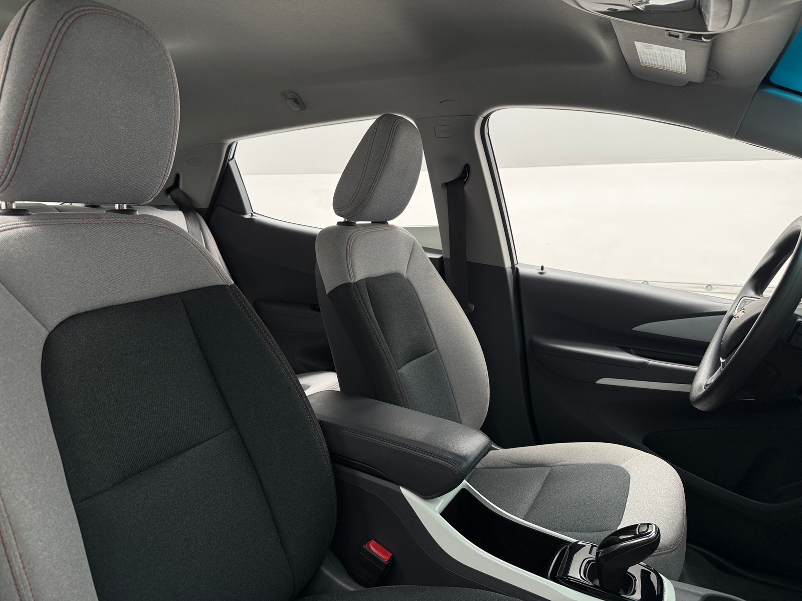 Thumbnail: 2019 Chevrolet Bolt EV - 2