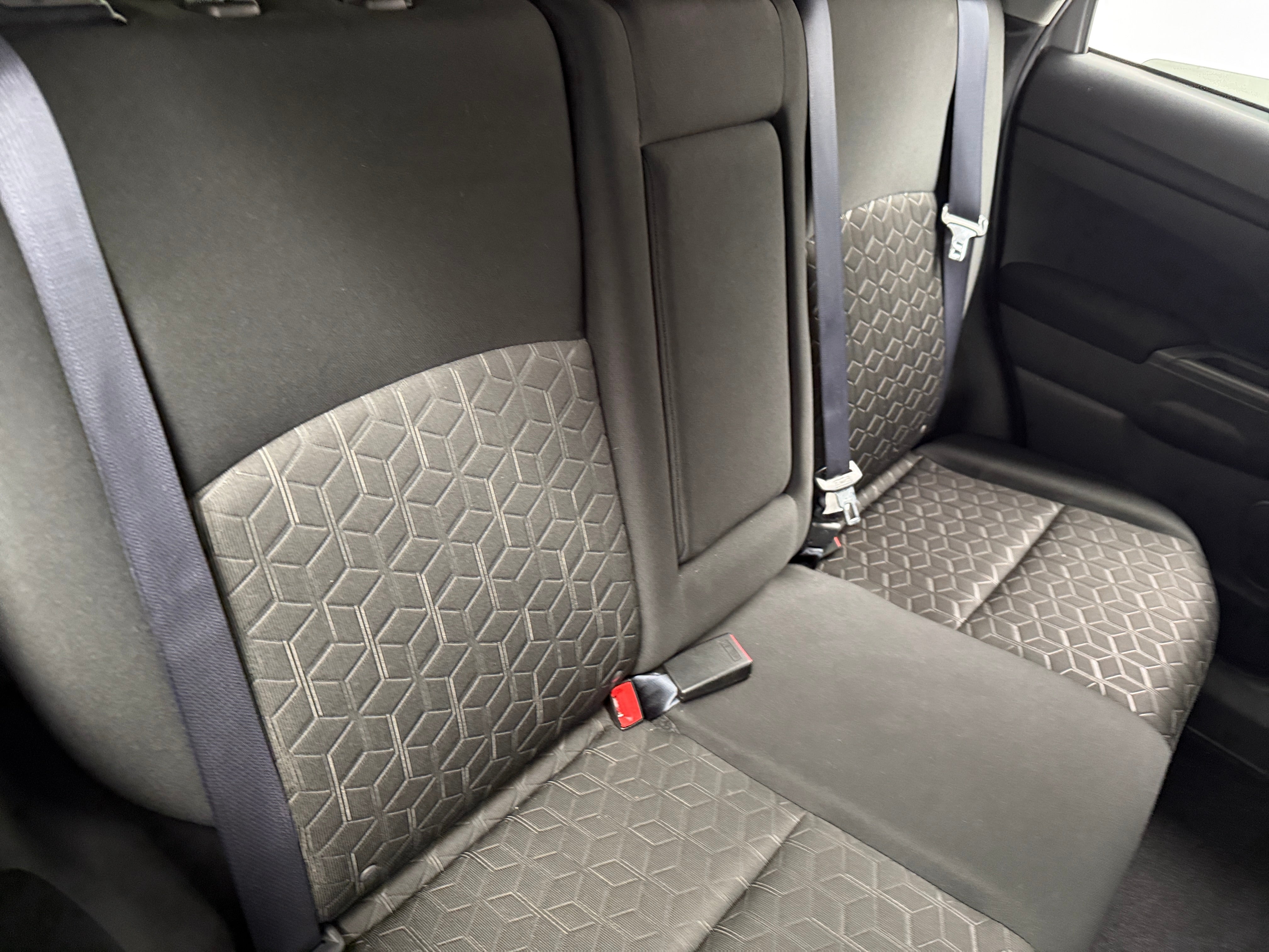 2025 Mitsubishi Outlander Sport ES
