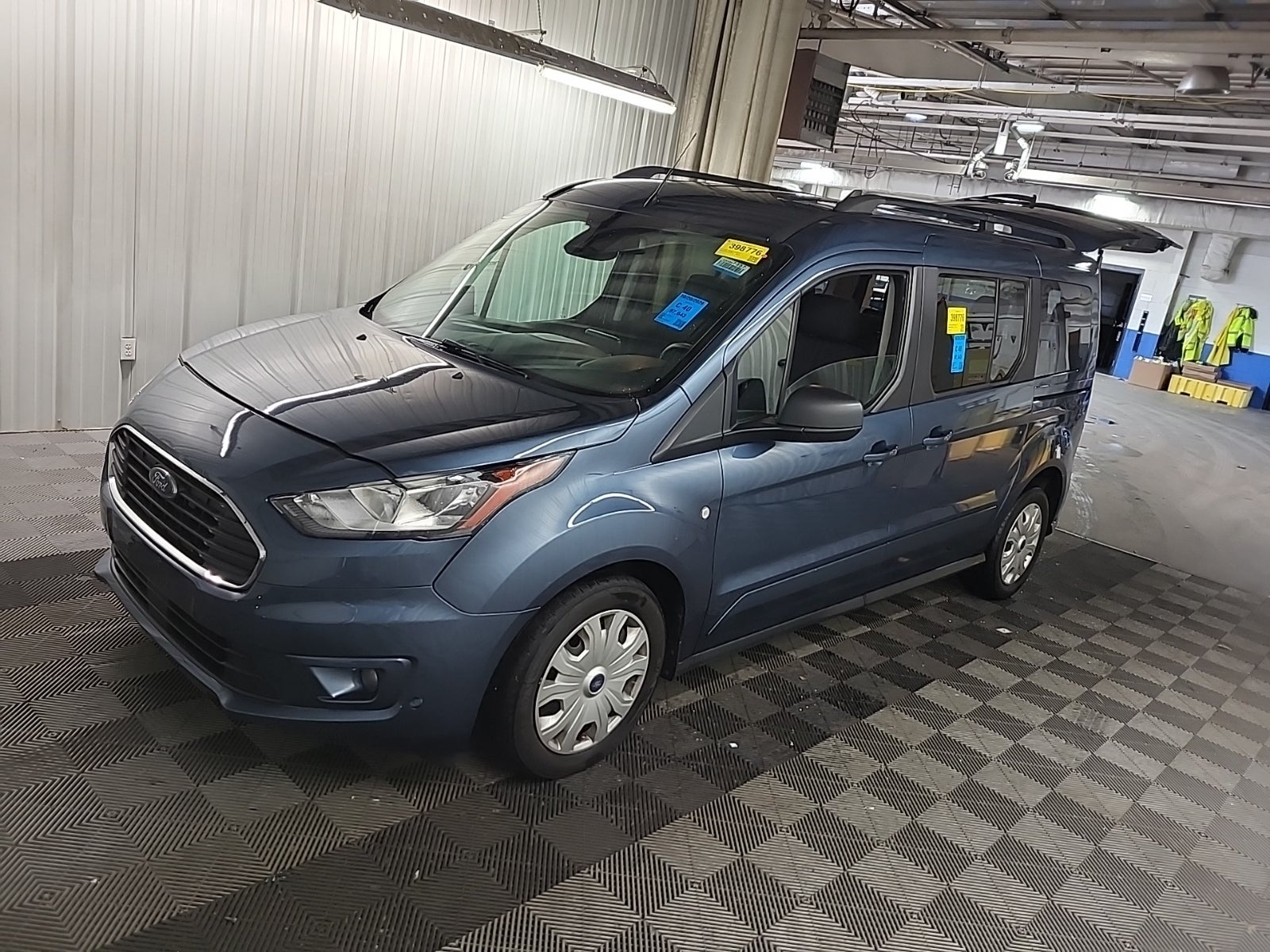 2023 Ford Transit Connect XLT